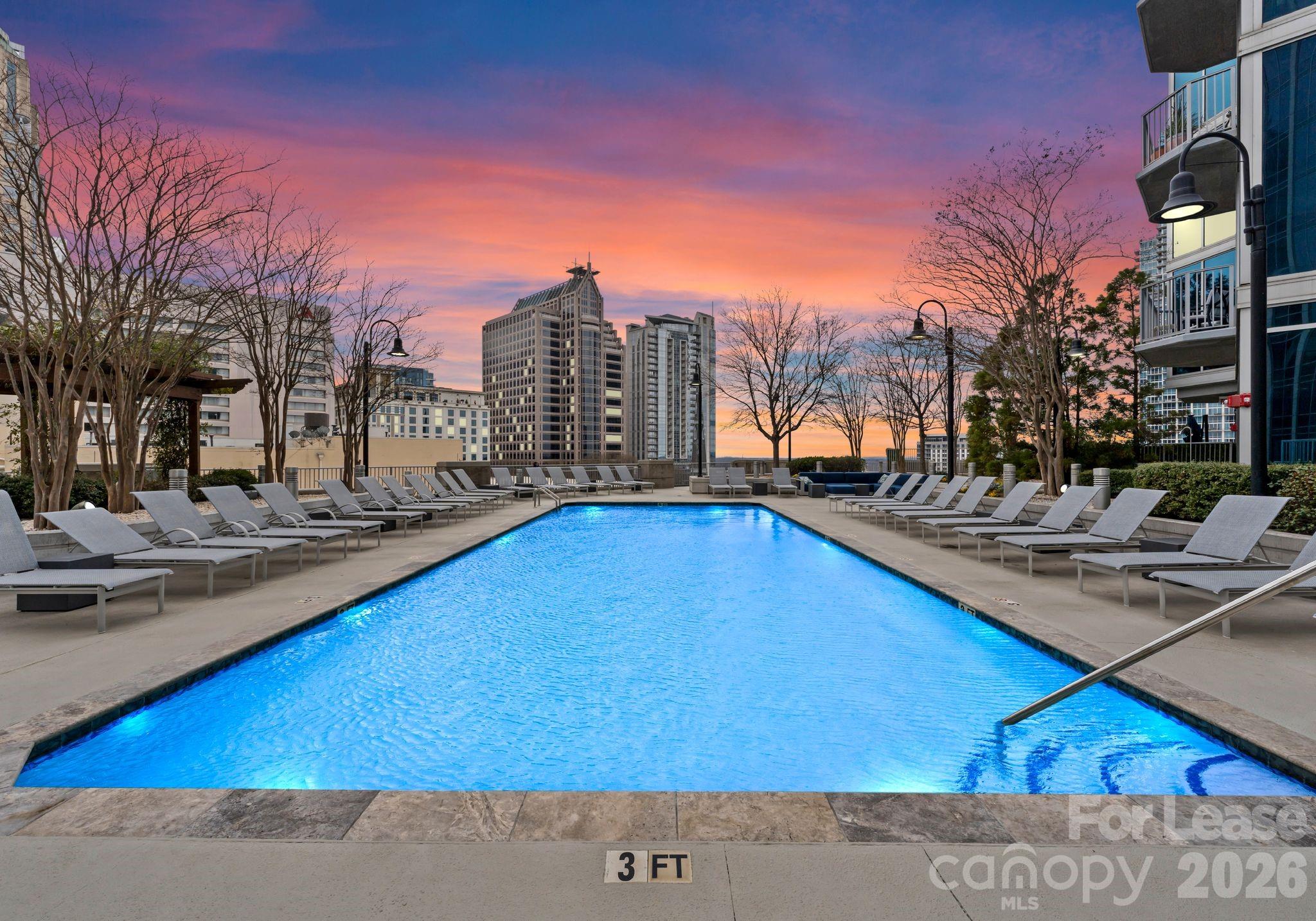 210 N Church Street Unit: 1606