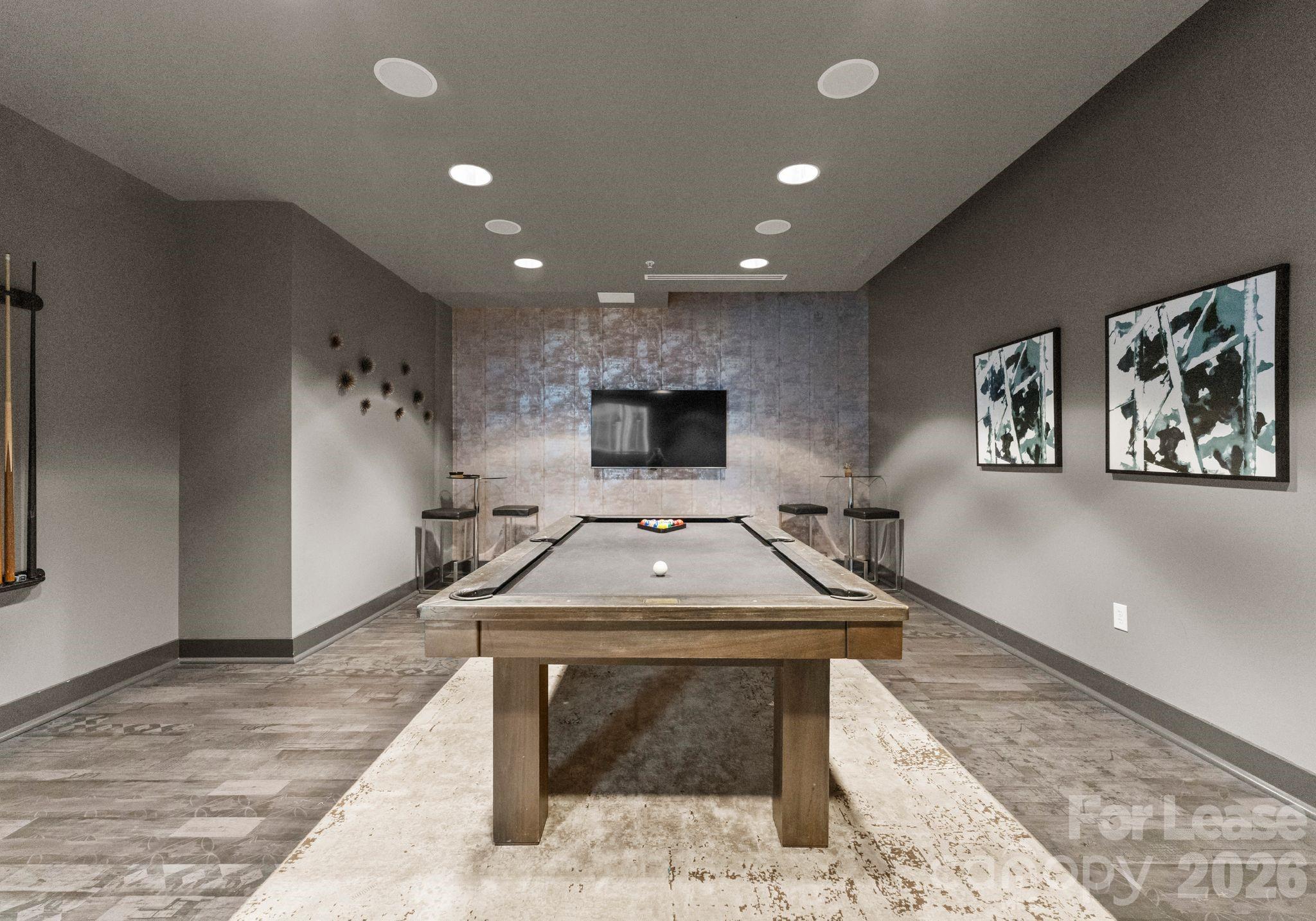 210 N Church Street Unit: 1606