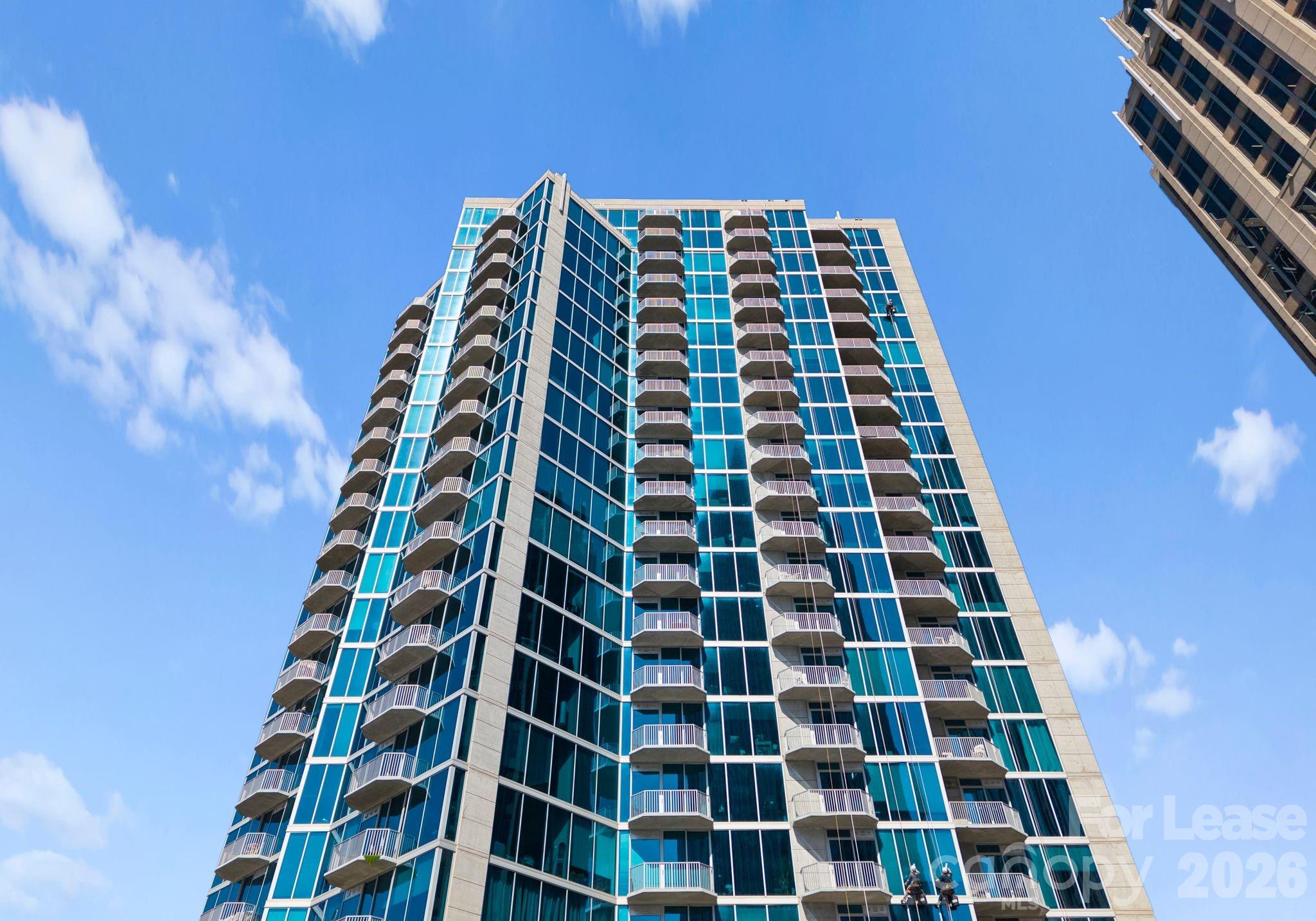 210 N Church Street Unit: 1606