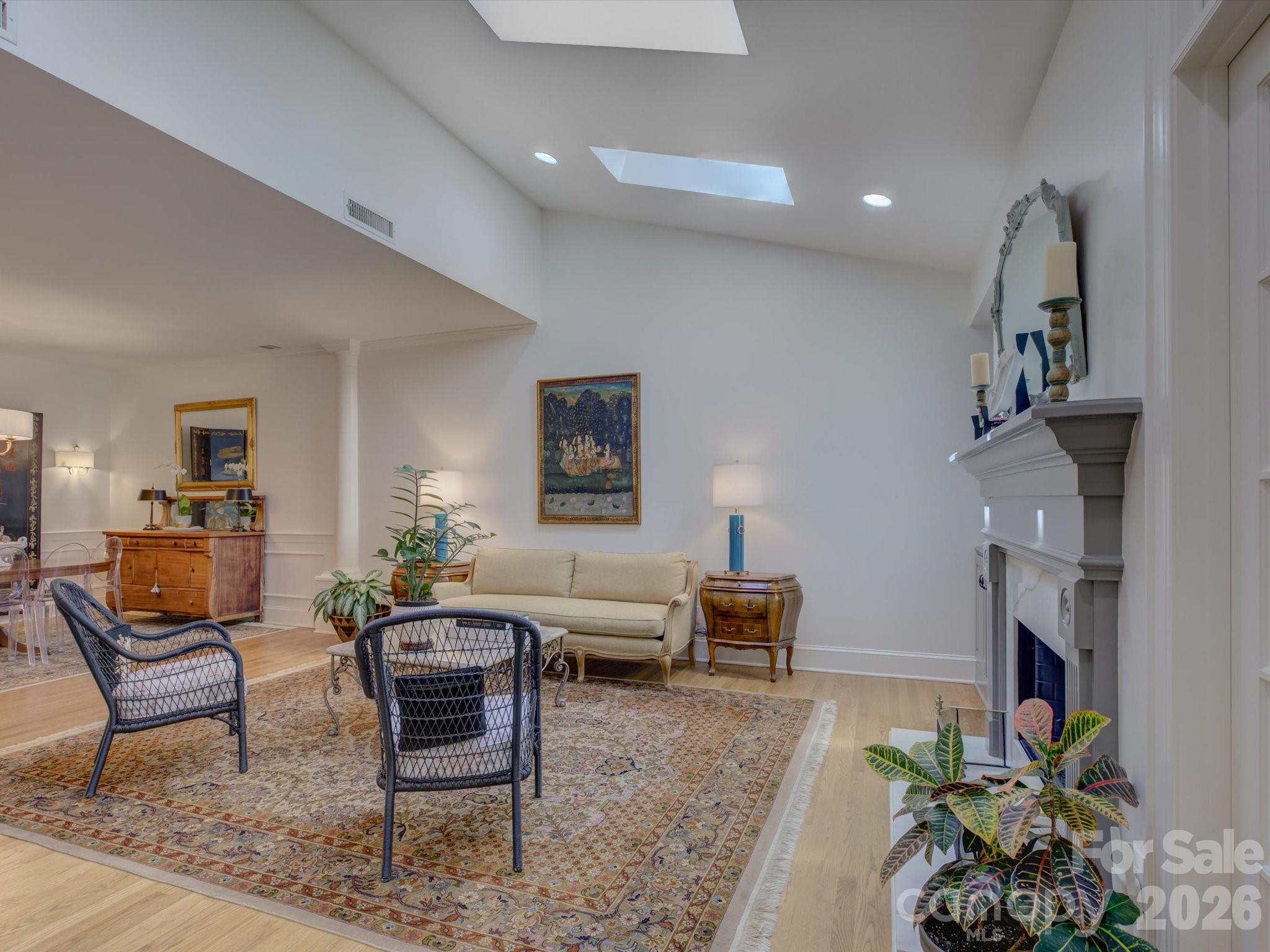 8905 Challis Hill Lane