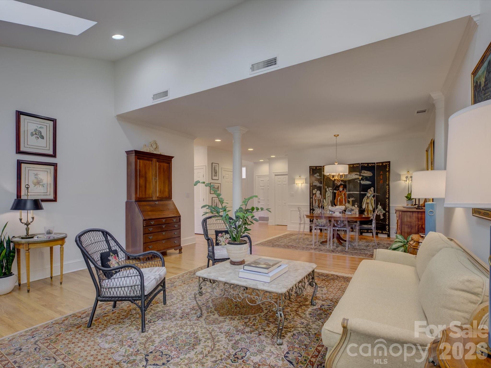 8905 Challis Hill Lane