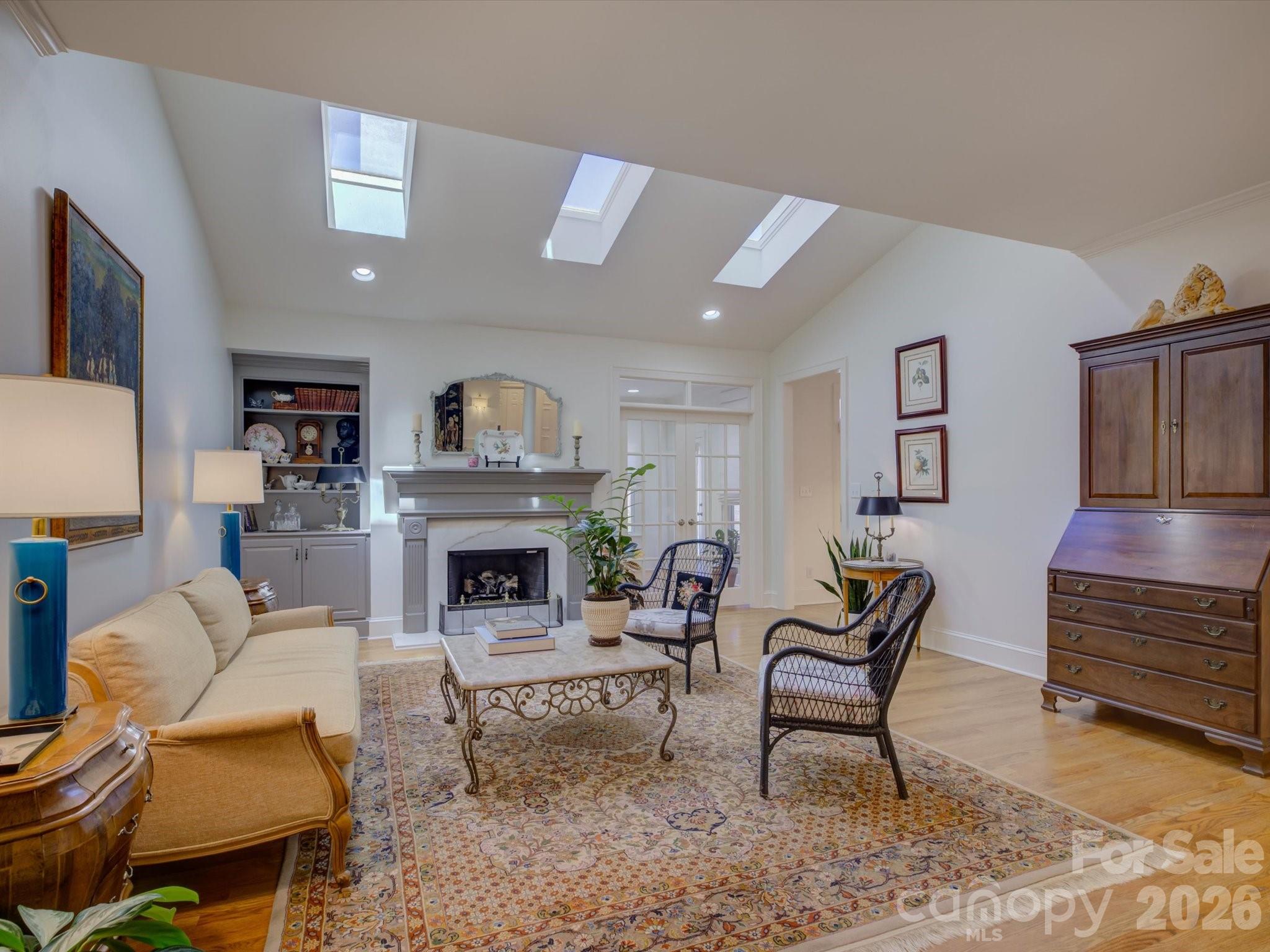 8905 Challis Hill Lane