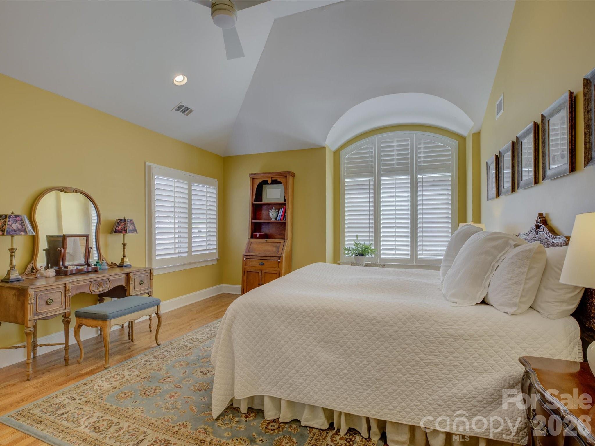 8905 Challis Hill Lane