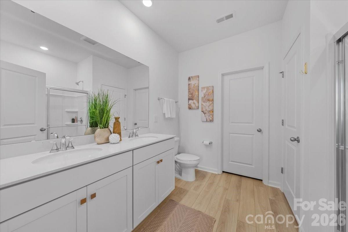 3013 Cunningham Farm Drive Unit: 68