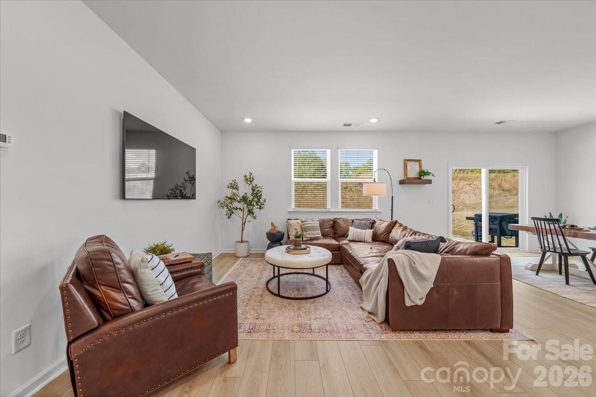 3013 Cunningham Farm Drive Unit: 68