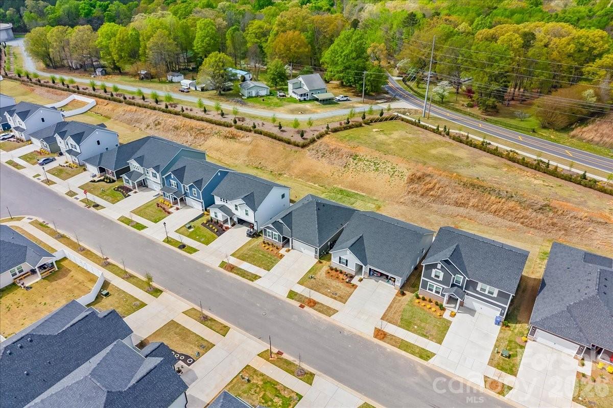 3013 Cunningham Farm Drive Unit: 68