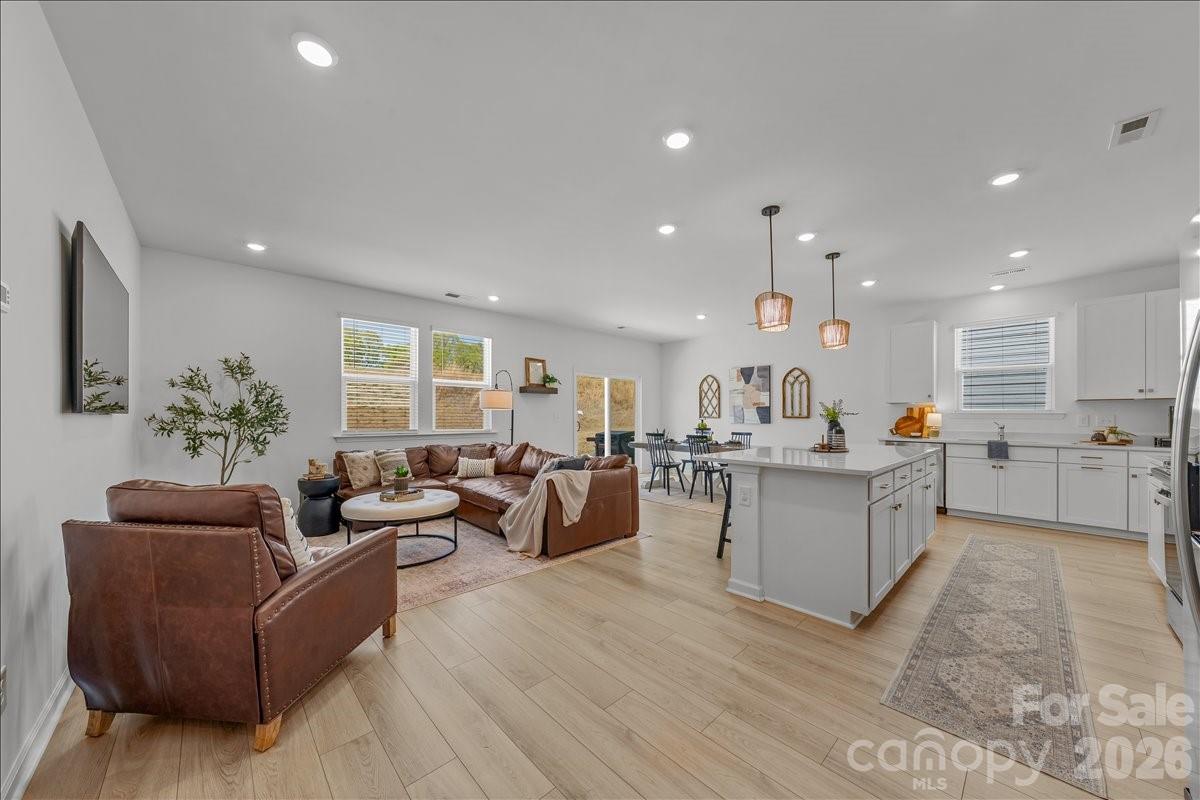 3013 Cunningham Farm Drive Unit: 68