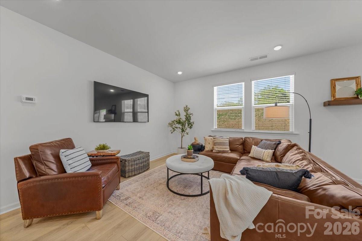 3013 Cunningham Farm Drive Unit: 68