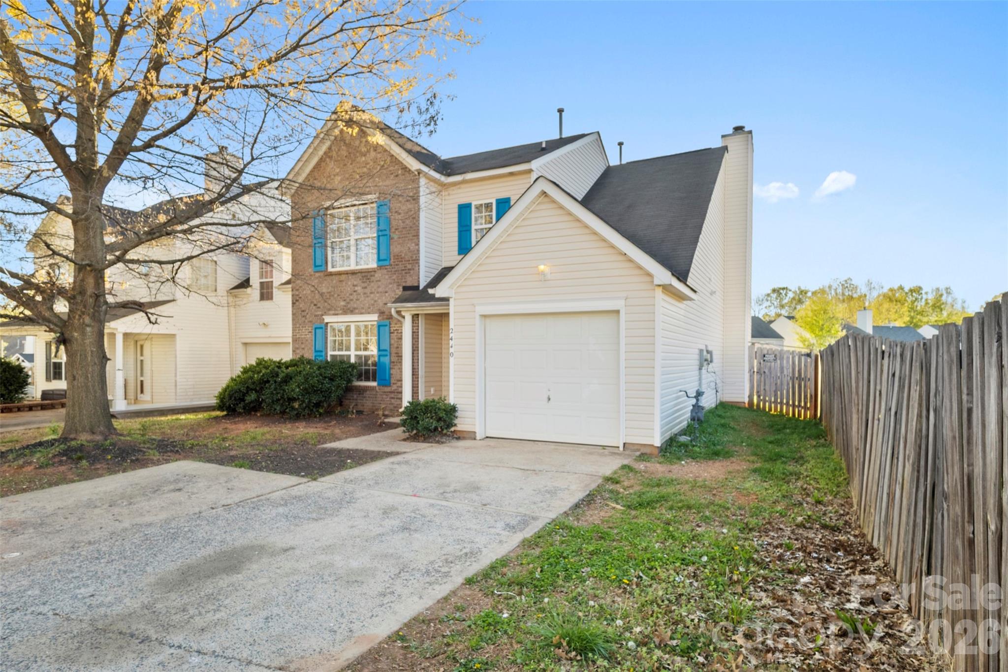 2440 Reid Oaks Drive