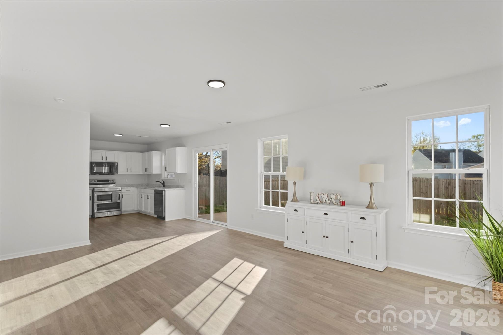 2440 Reid Oaks Drive