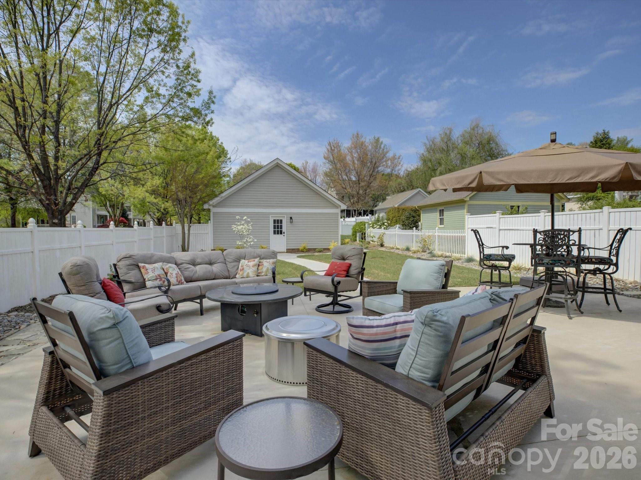 1305 Barnett Woods Crossing