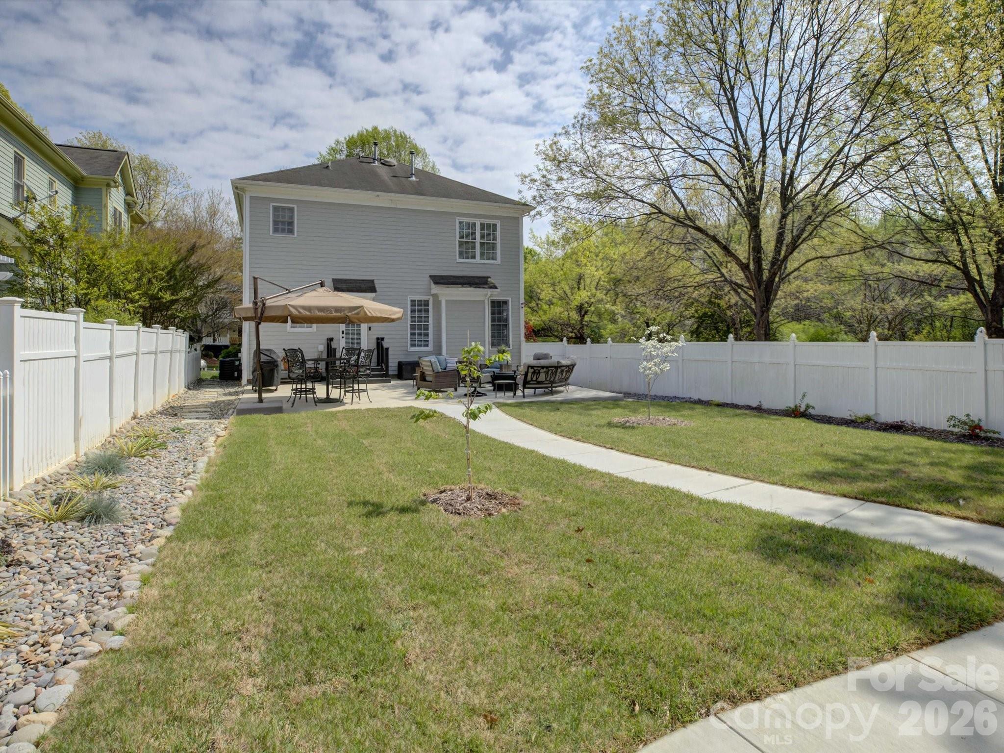 1305 Barnett Woods Crossing
