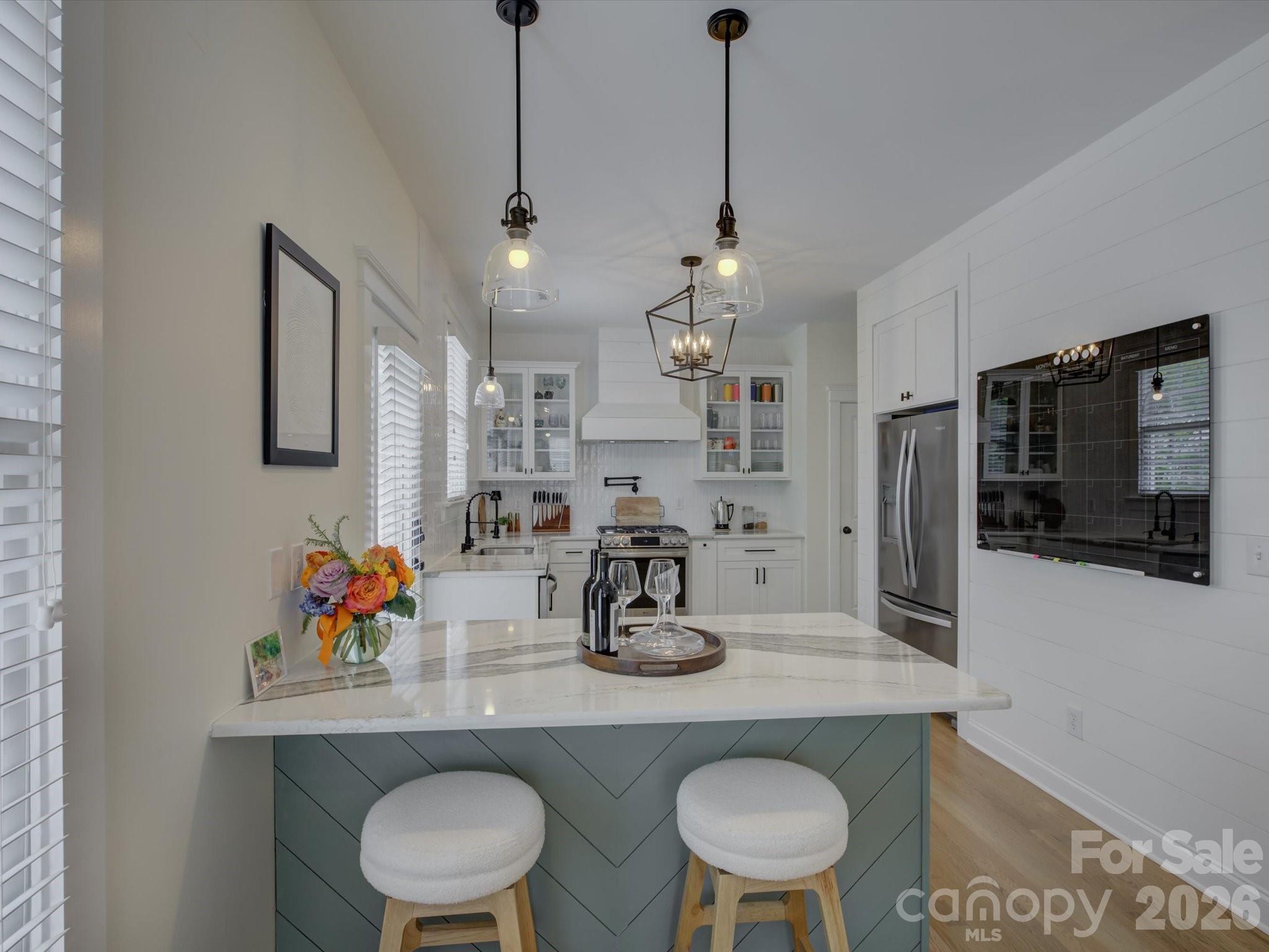 1305 Barnett Woods Crossing