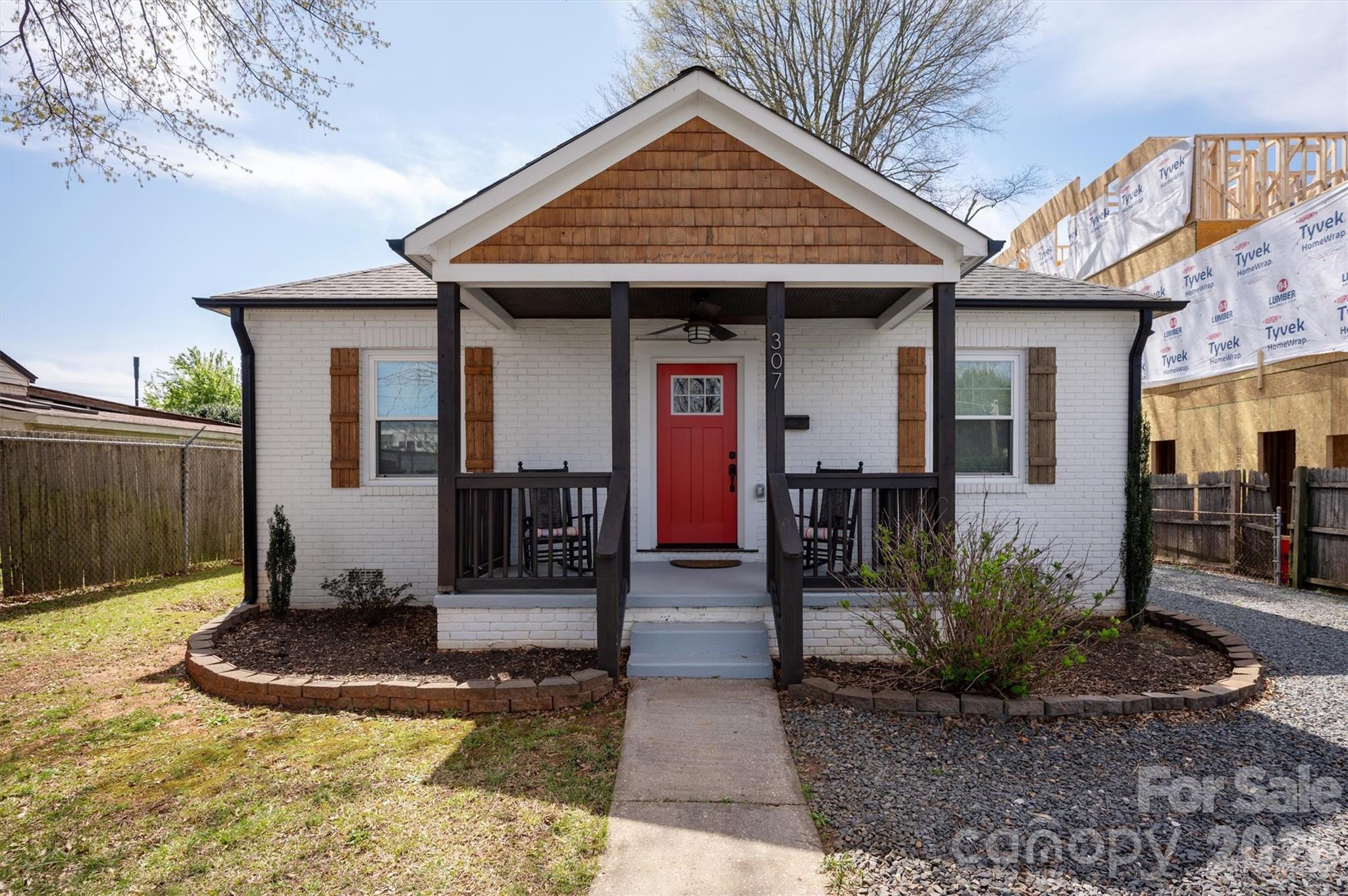 307 E Peterson Drive