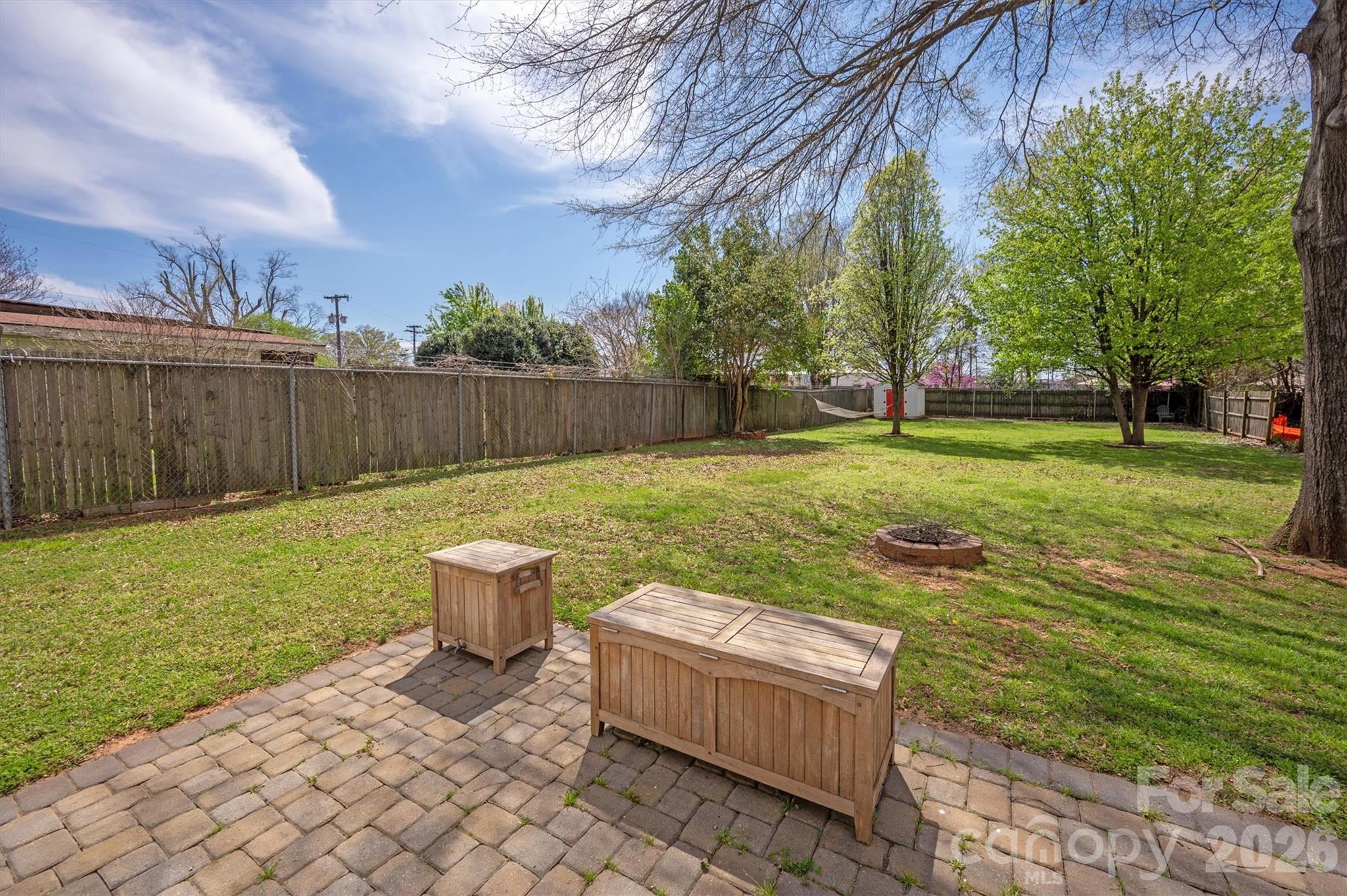 307 E Peterson Drive