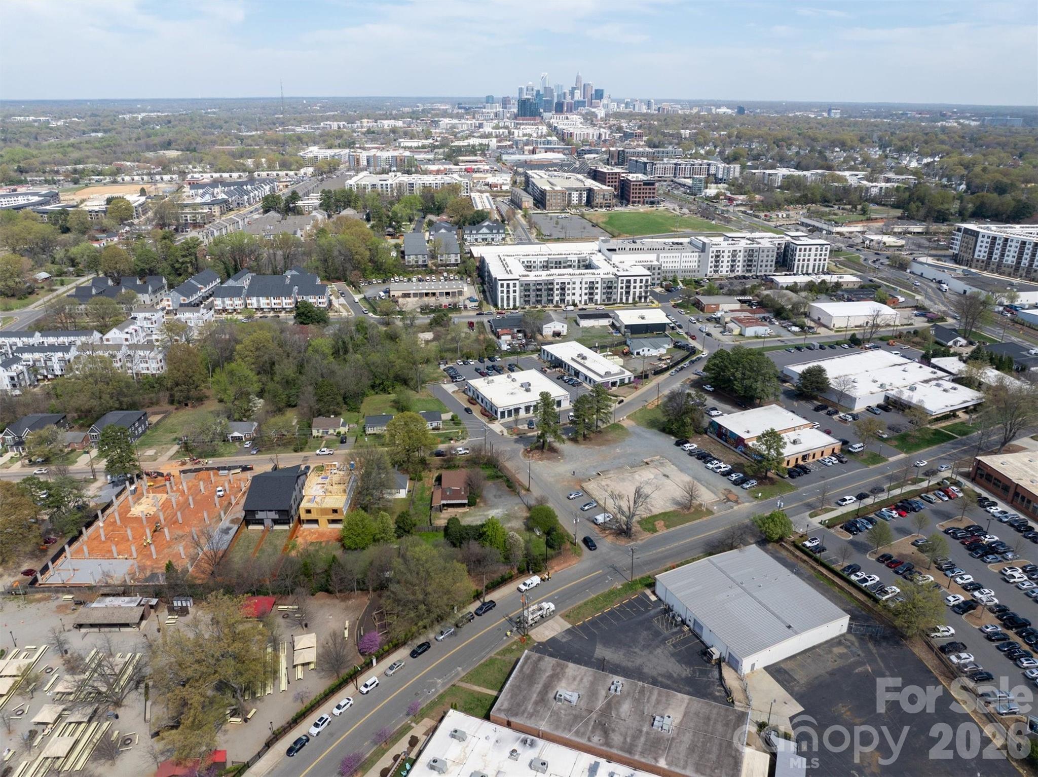 307 E Peterson Drive