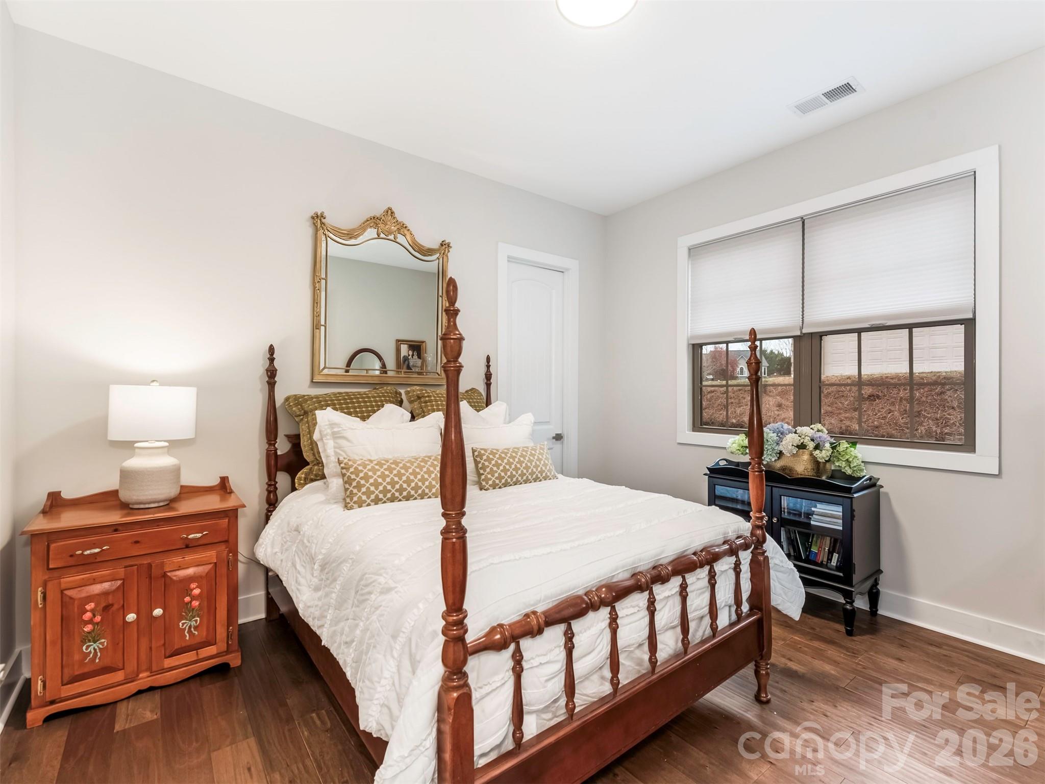 3000 Applewood Point Lane