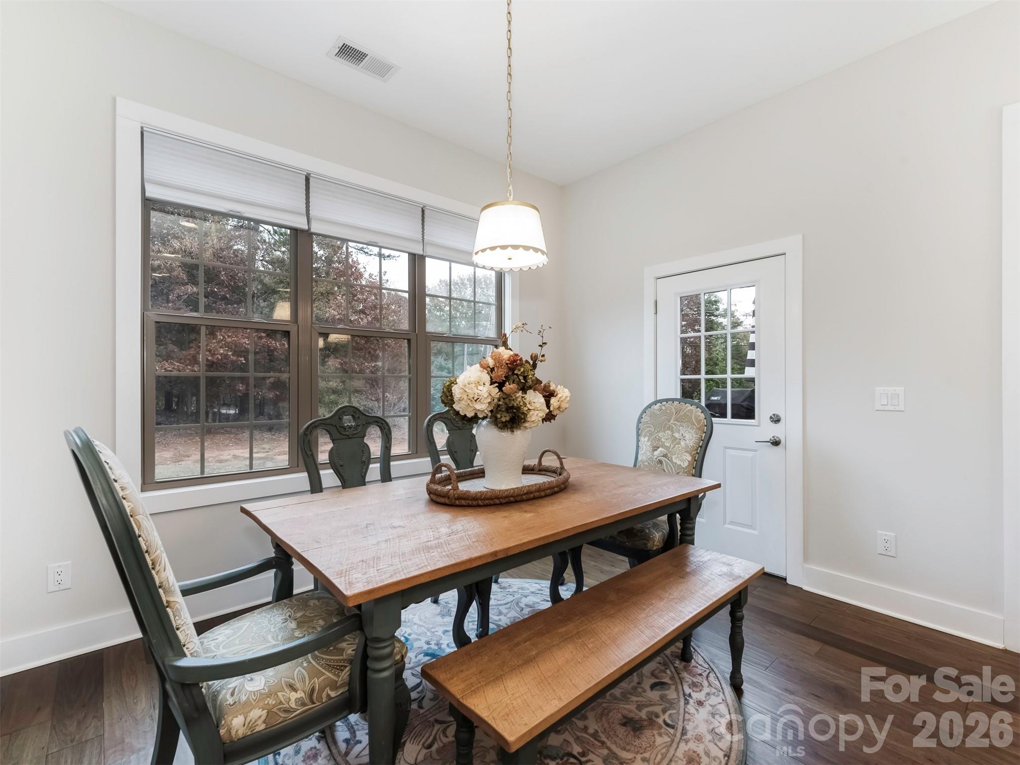 3000 Applewood Point Lane