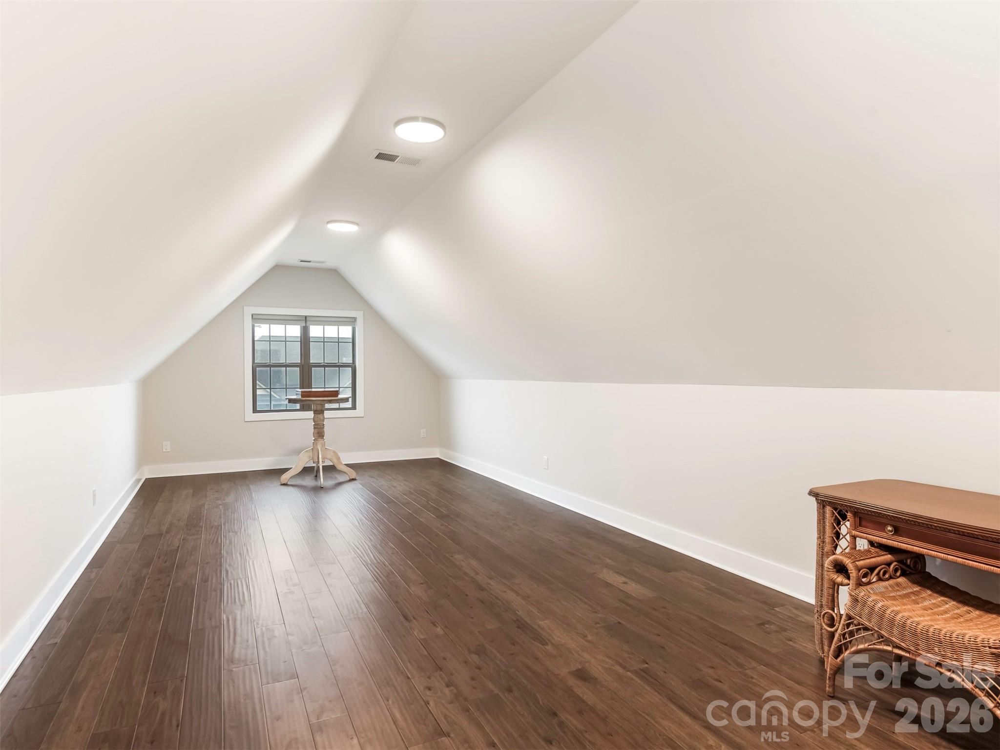 3000 Applewood Point Lane