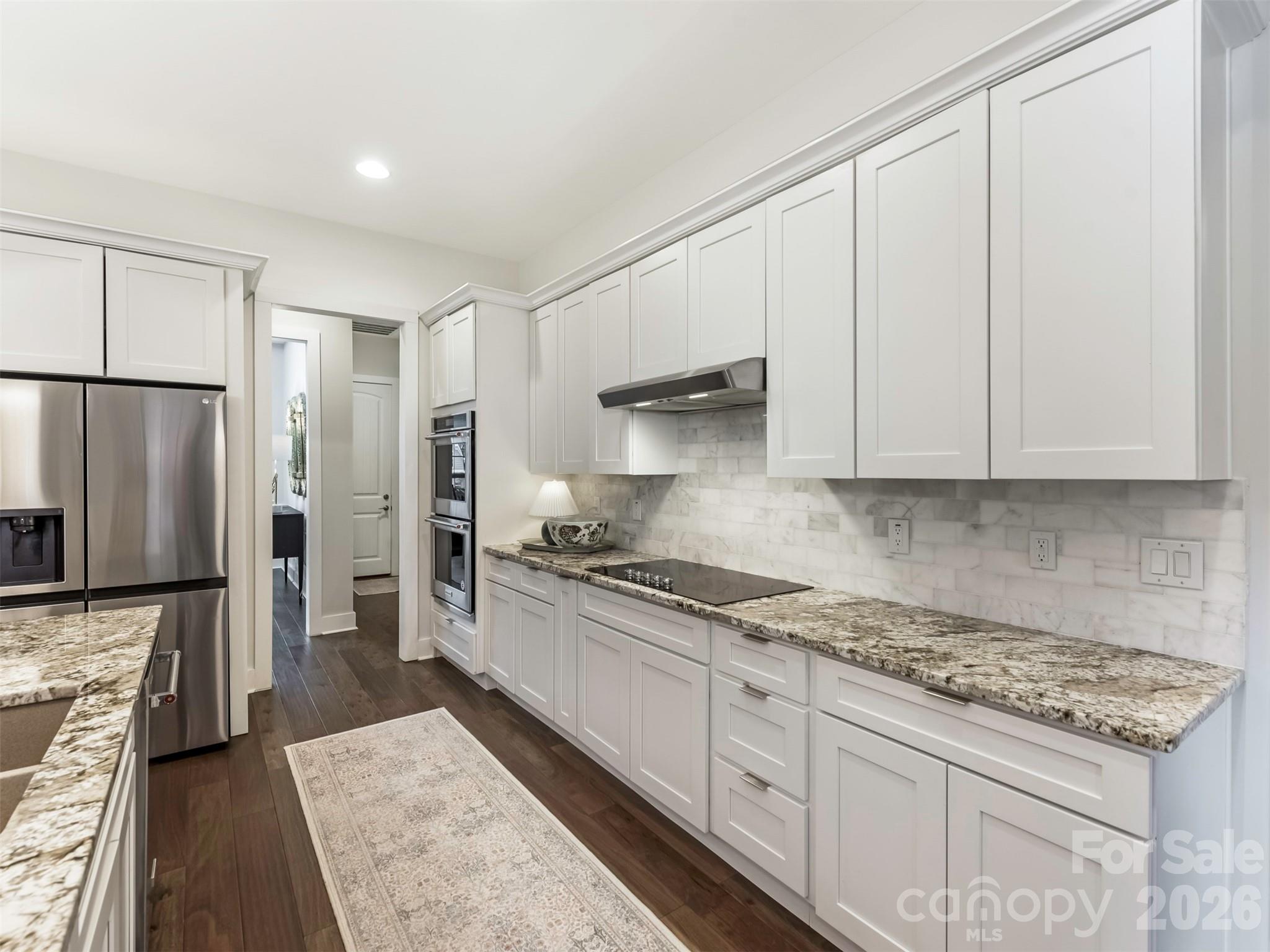 3000 Applewood Point Lane