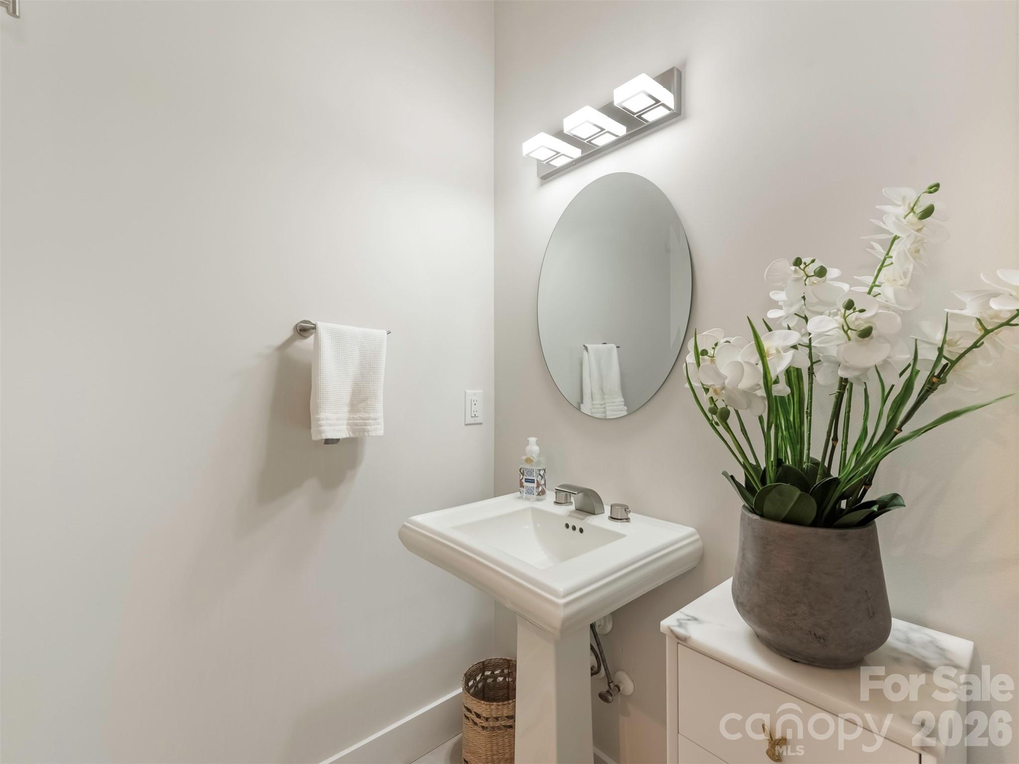 3000 Applewood Point Lane