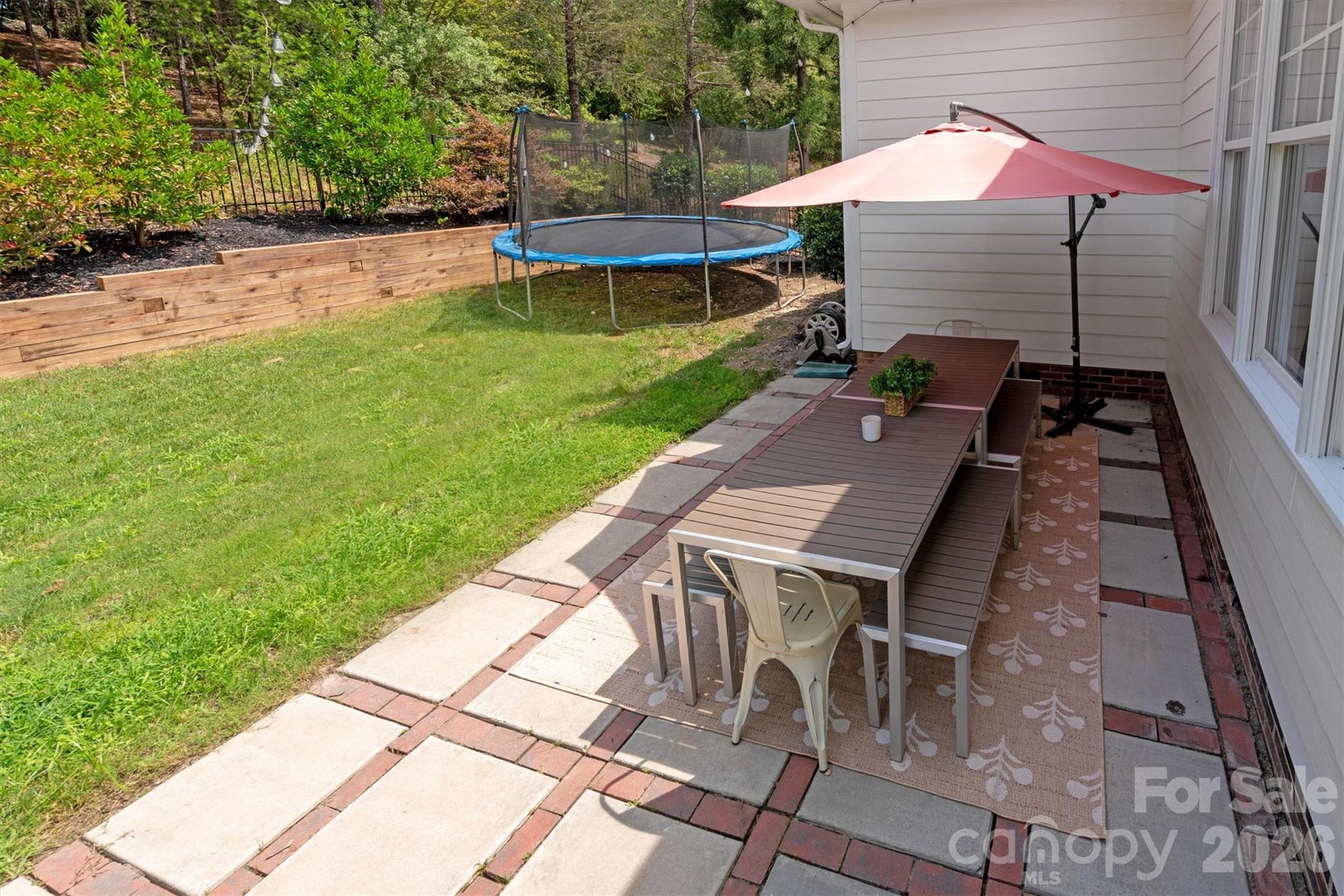 869 Stratford Run Drive