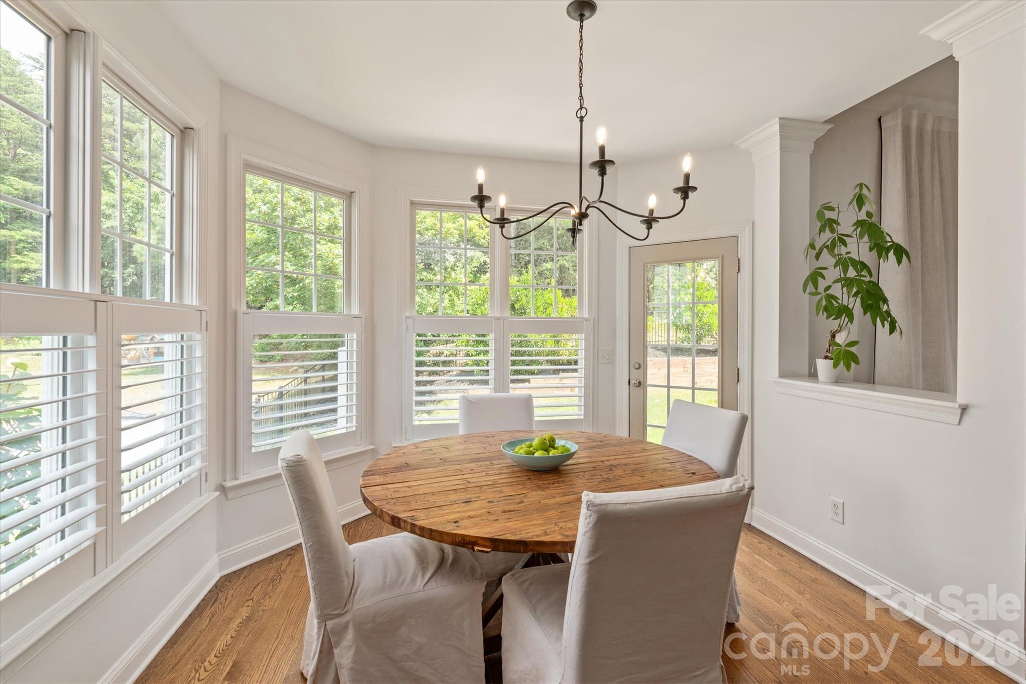869 Stratford Run Drive