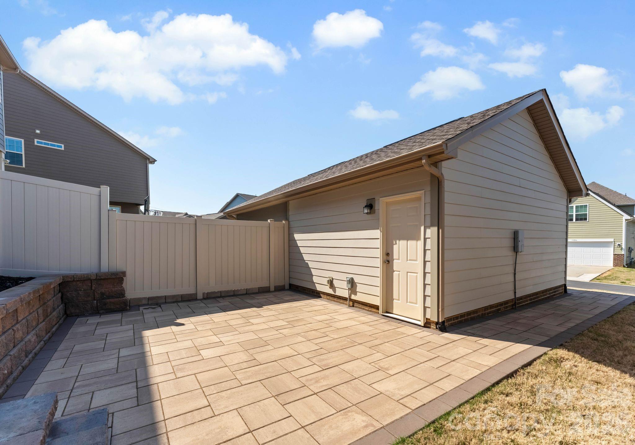 19722 Elise Caroline Alley