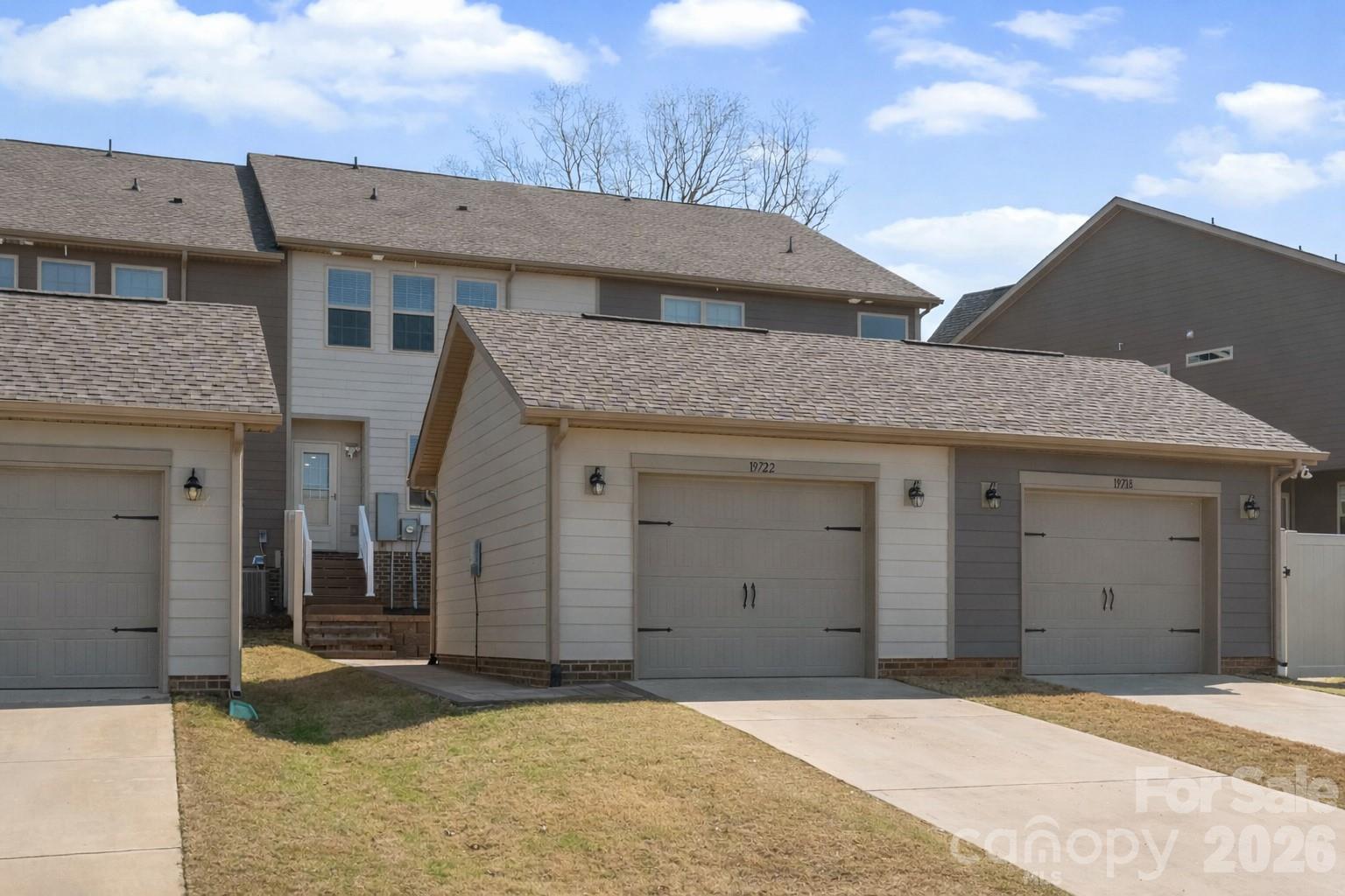 19722 Elise Caroline Alley