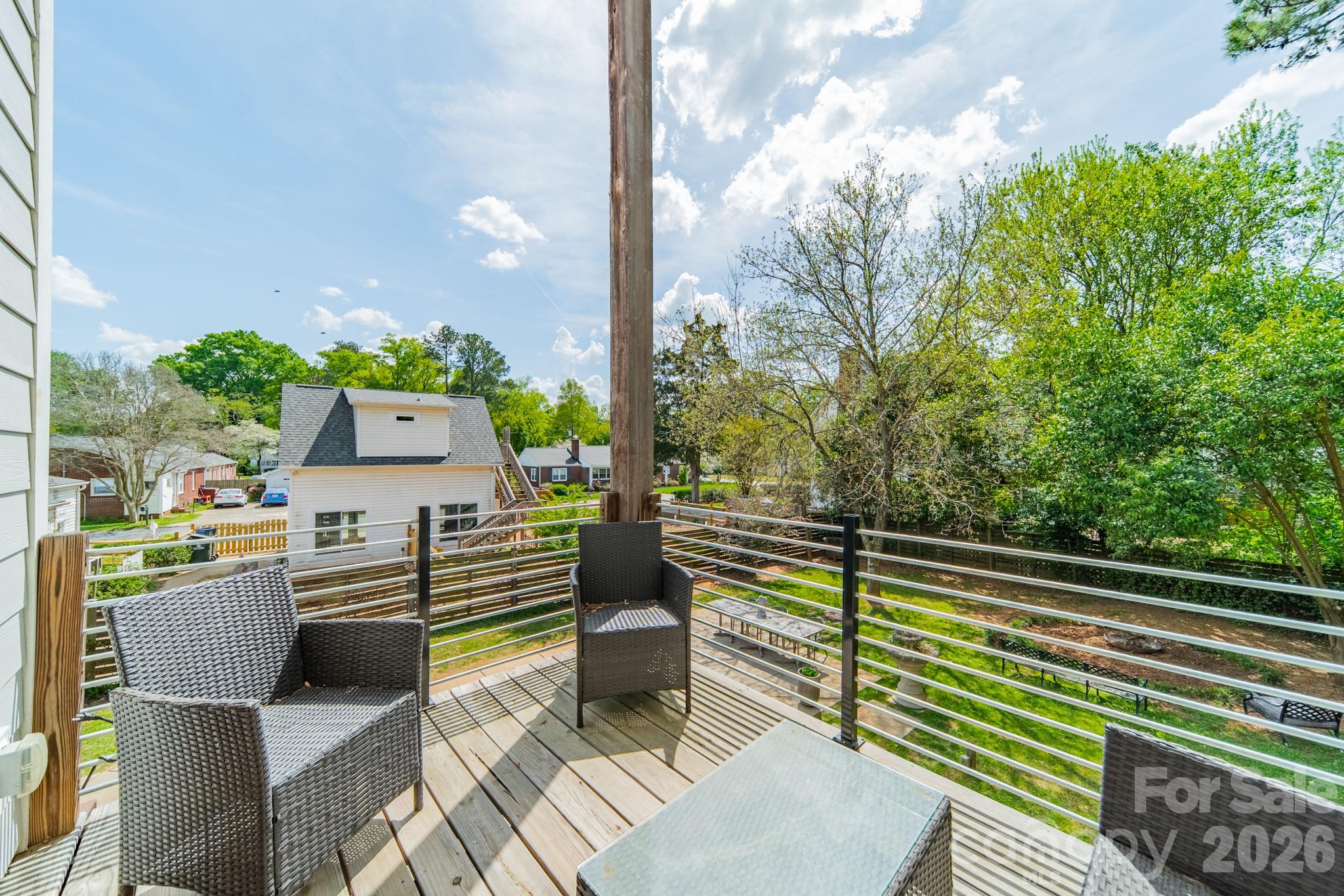 521 Forest Lane