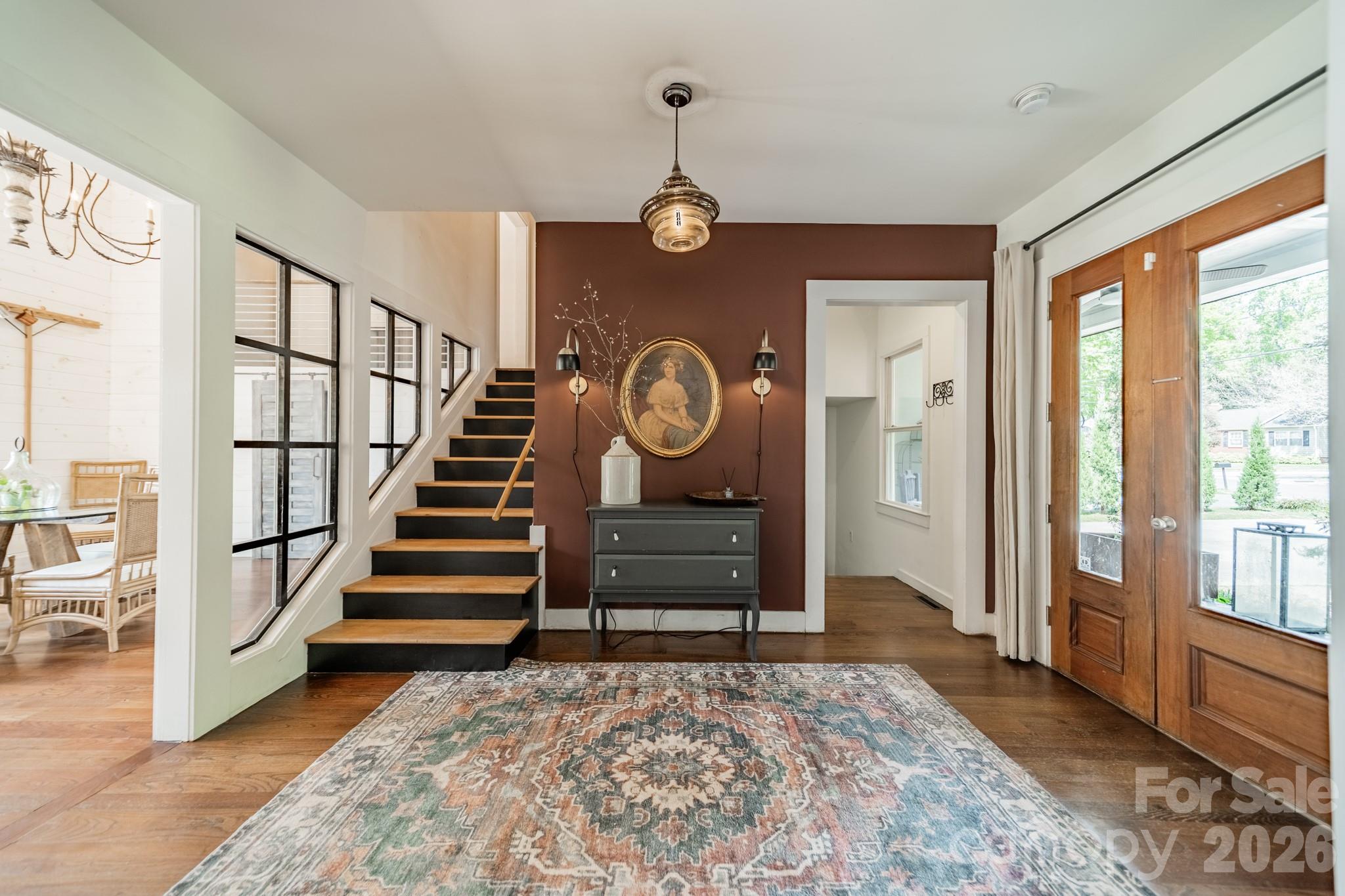521 Forest Lane