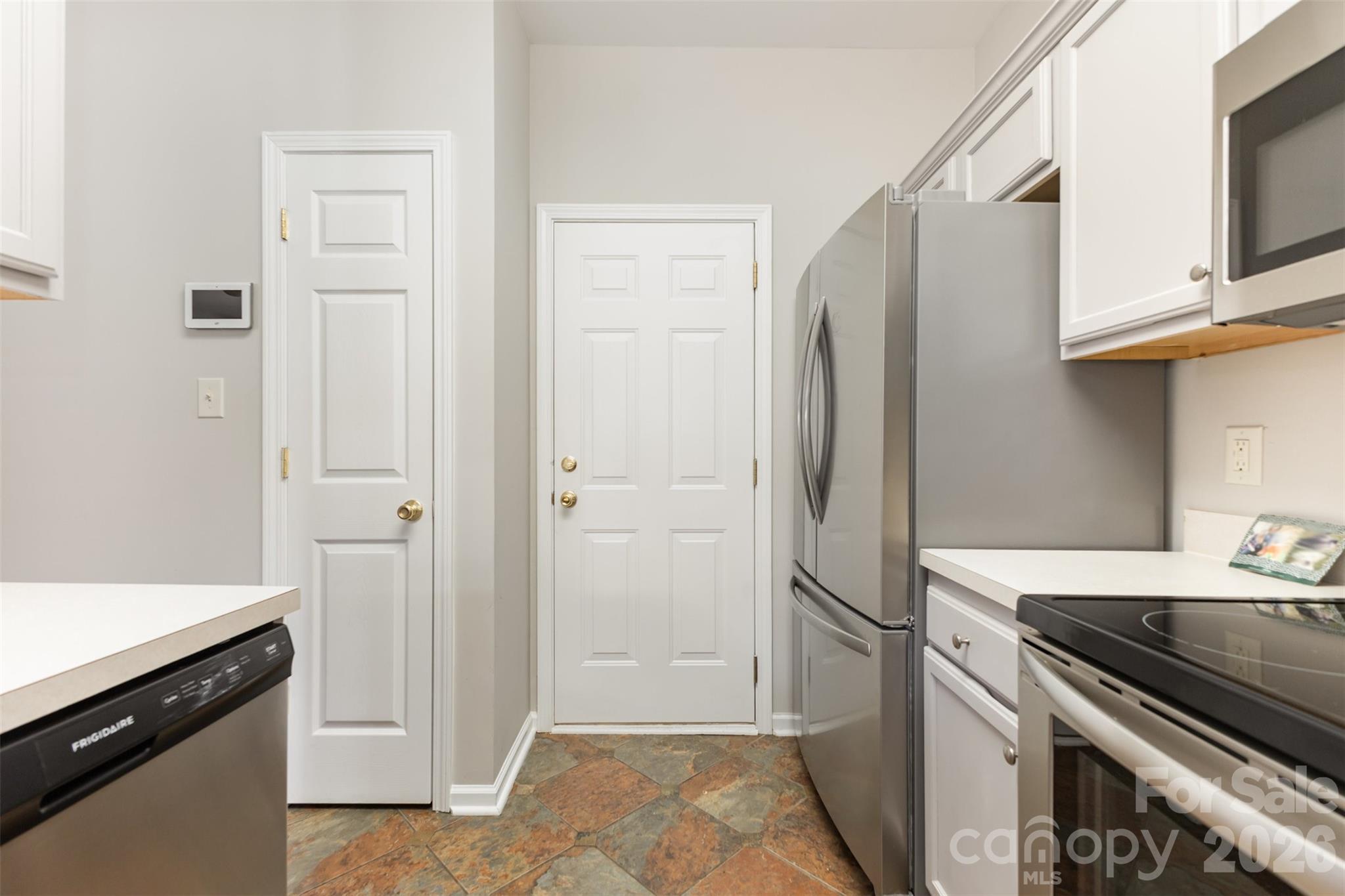 3832 Thomas Ridge Drive