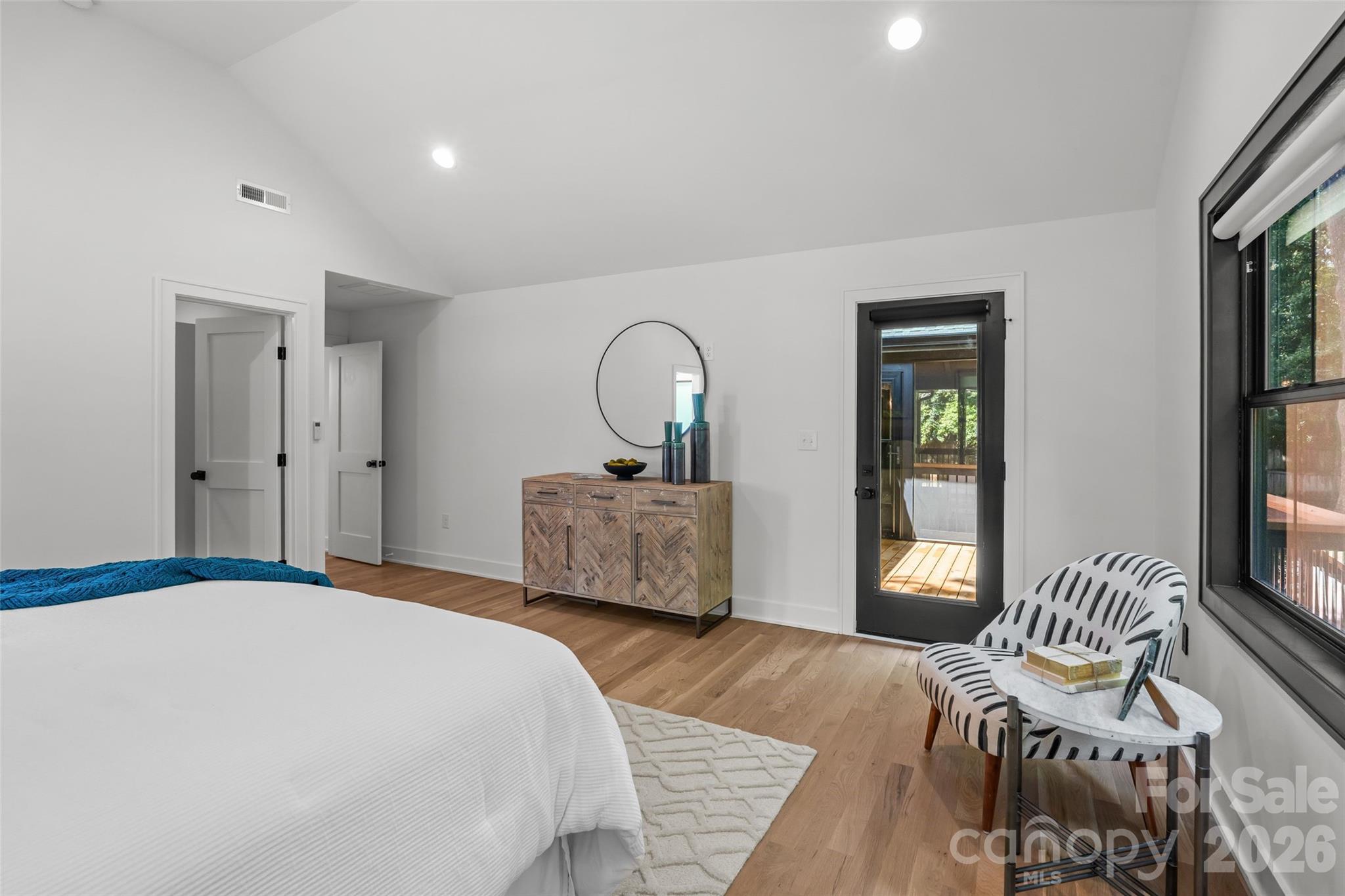 1542 Carolyn Drive