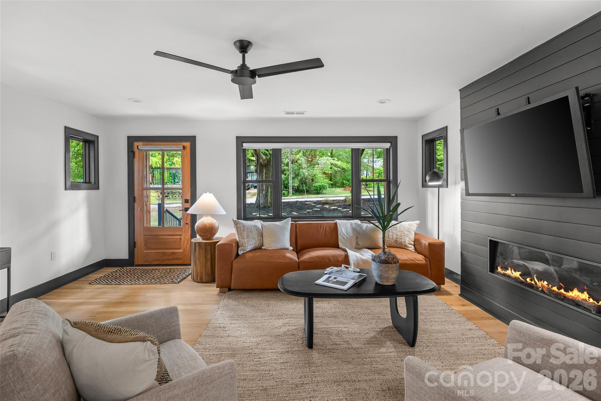1542 Carolyn Drive