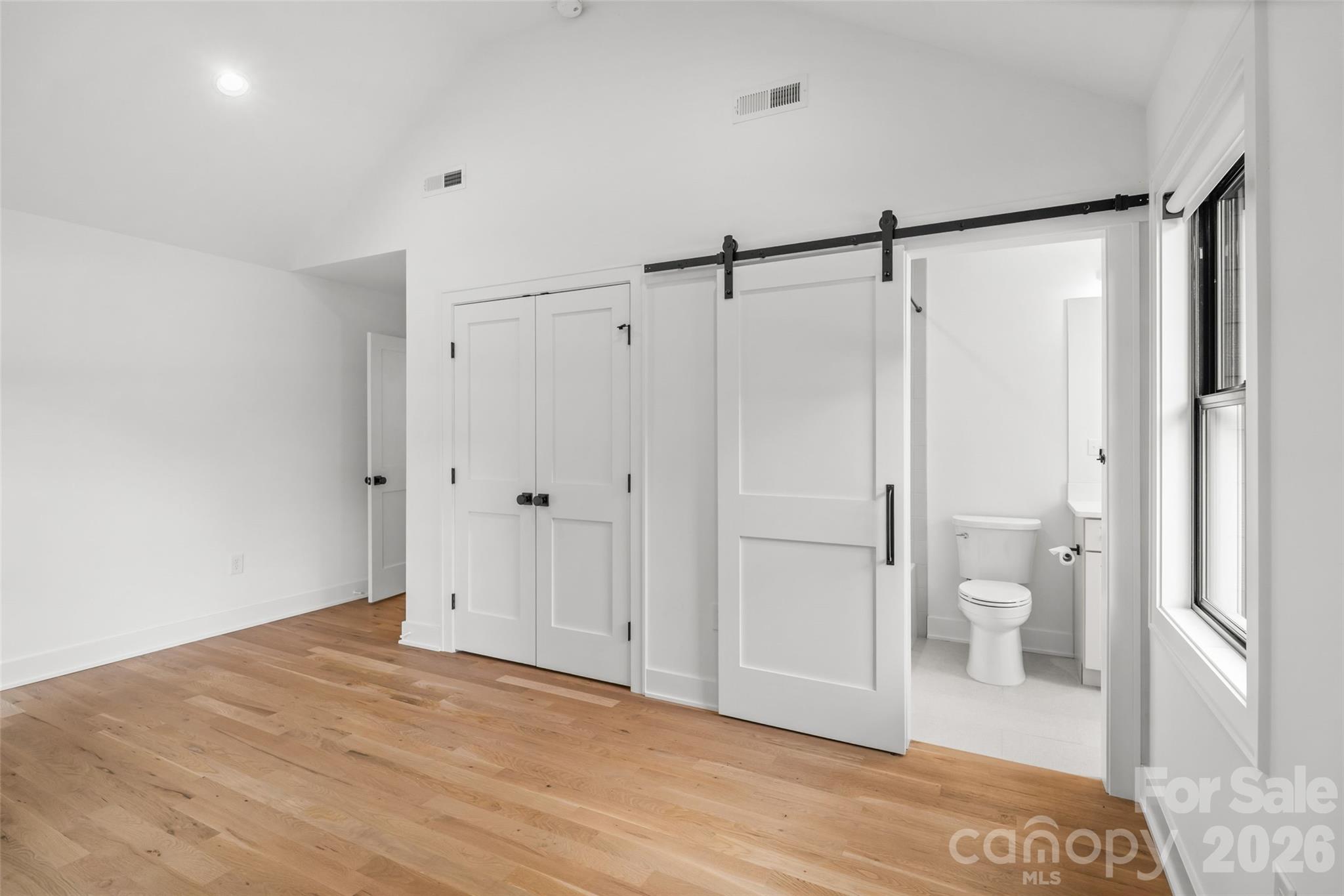 1542 Carolyn Drive