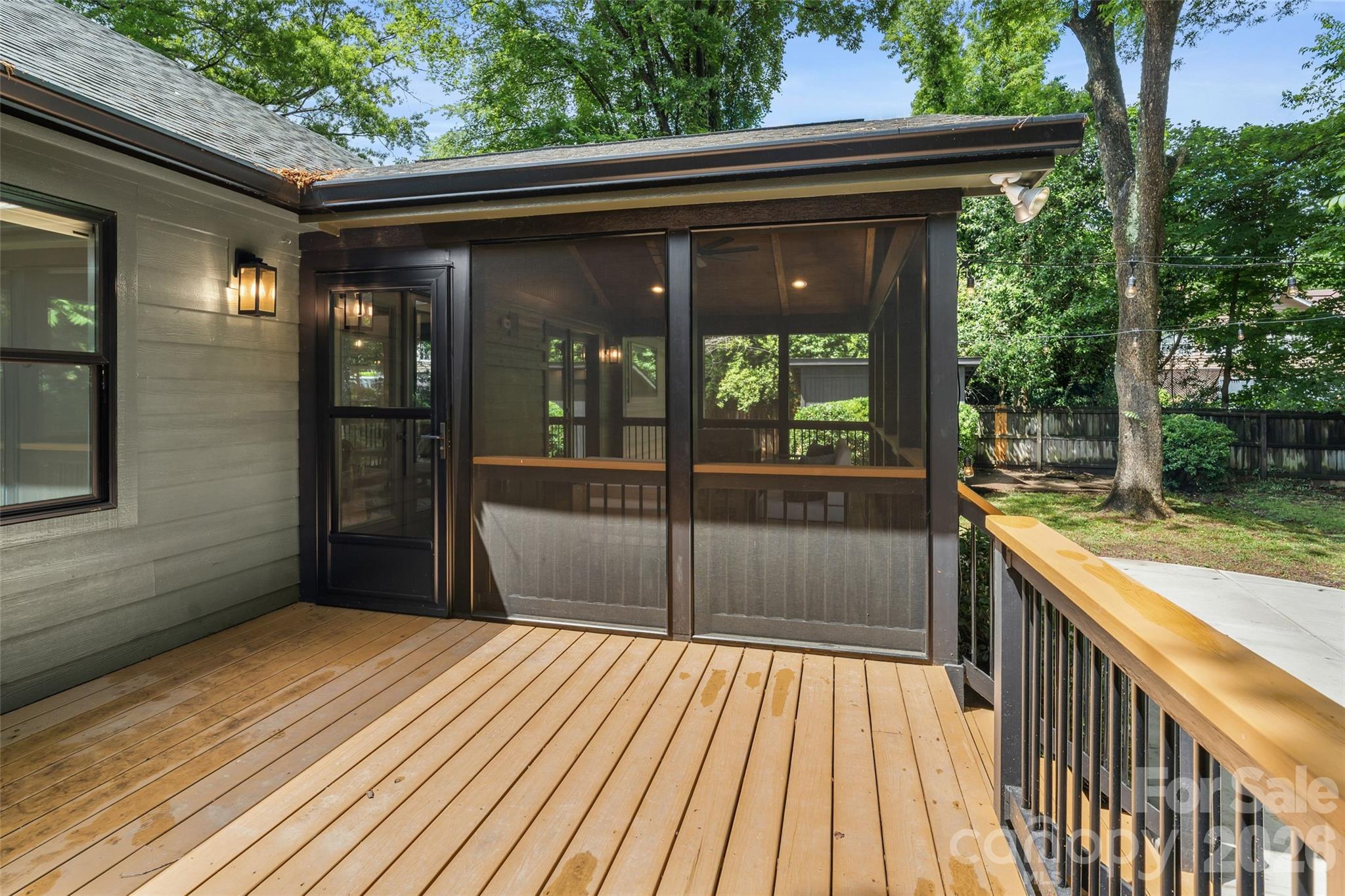 1542 Carolyn Drive