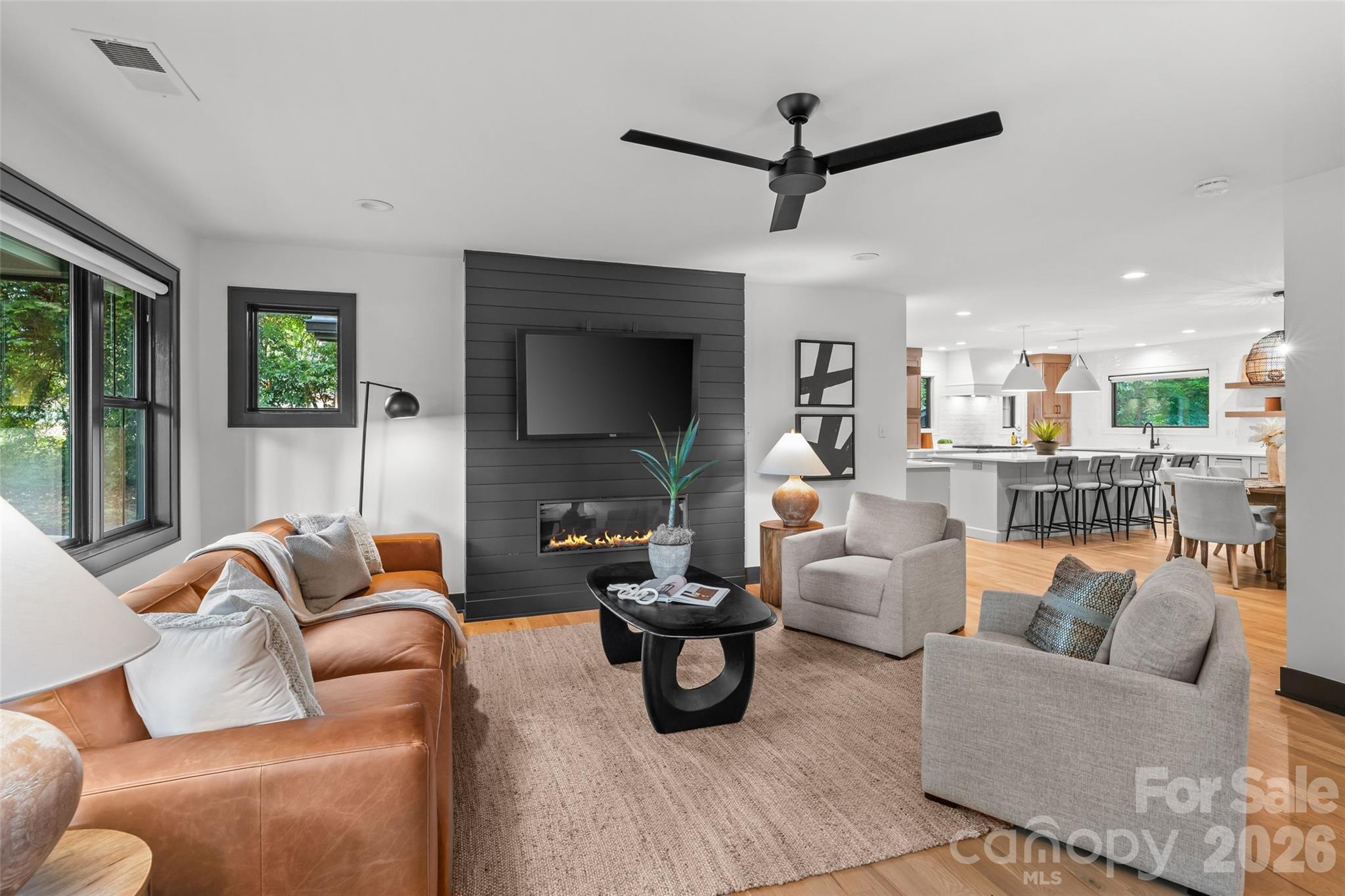 1542 Carolyn Drive