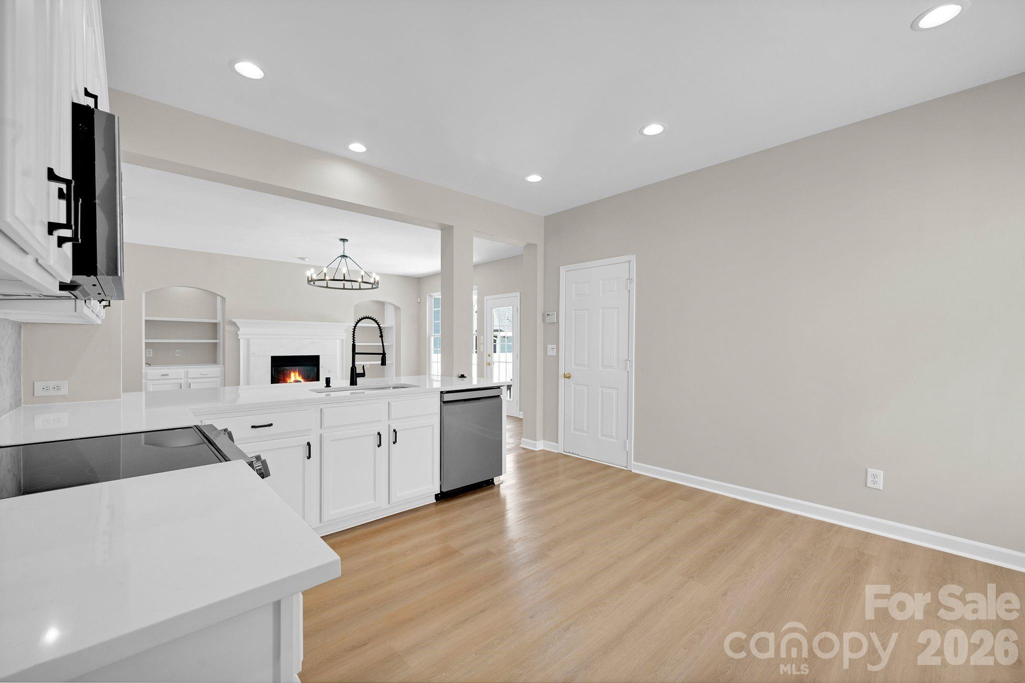 17005 Carlton Way Road