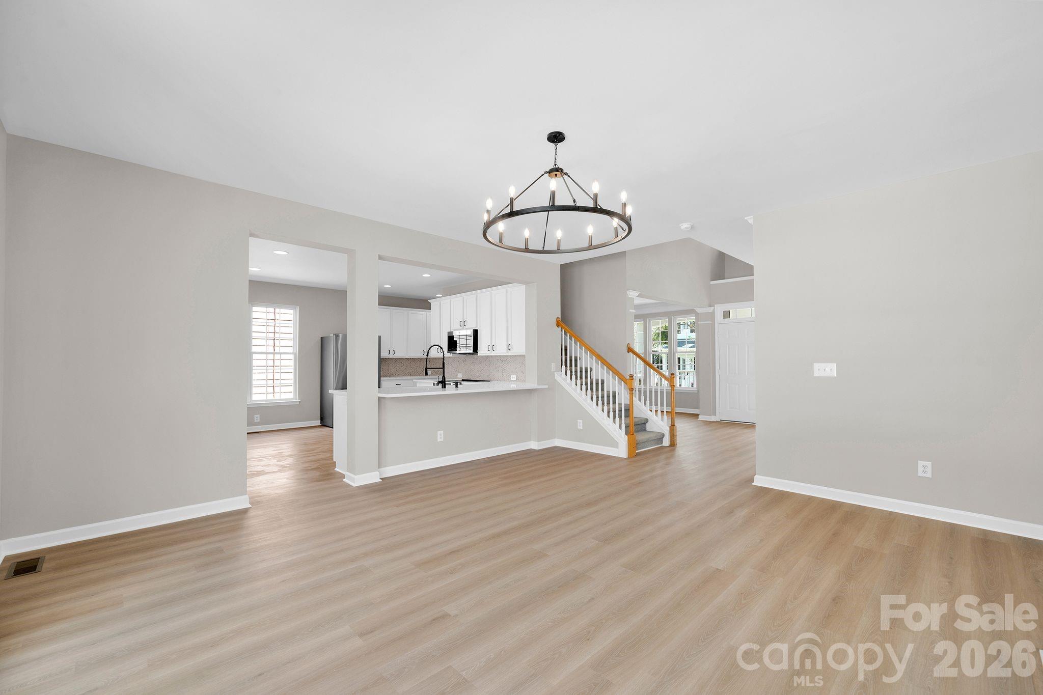 17005 Carlton Way Road