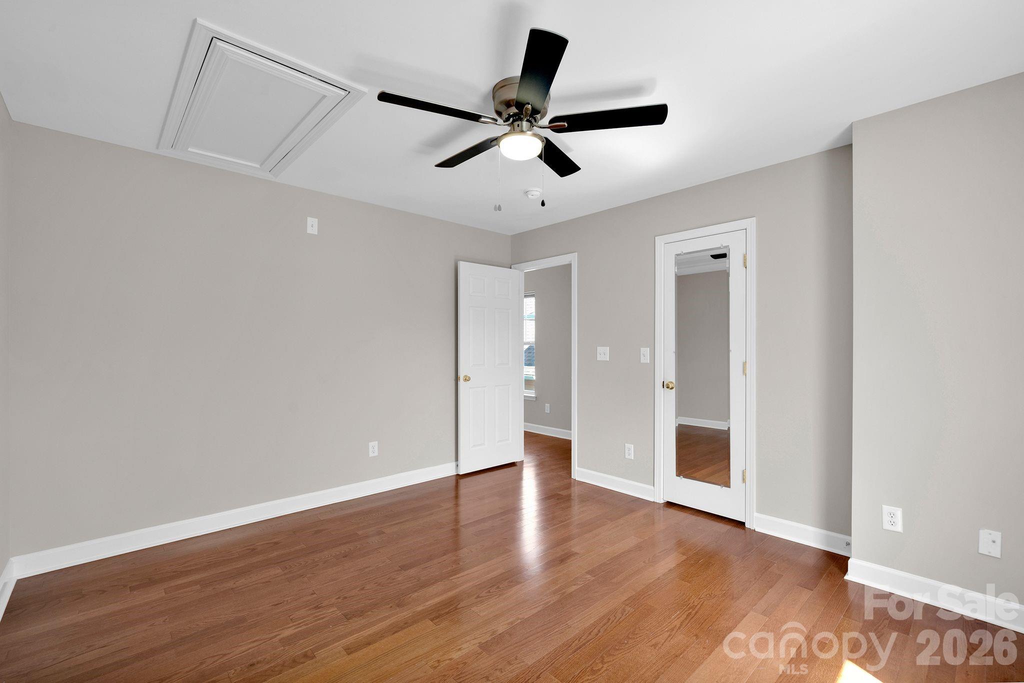 17005 Carlton Way Road