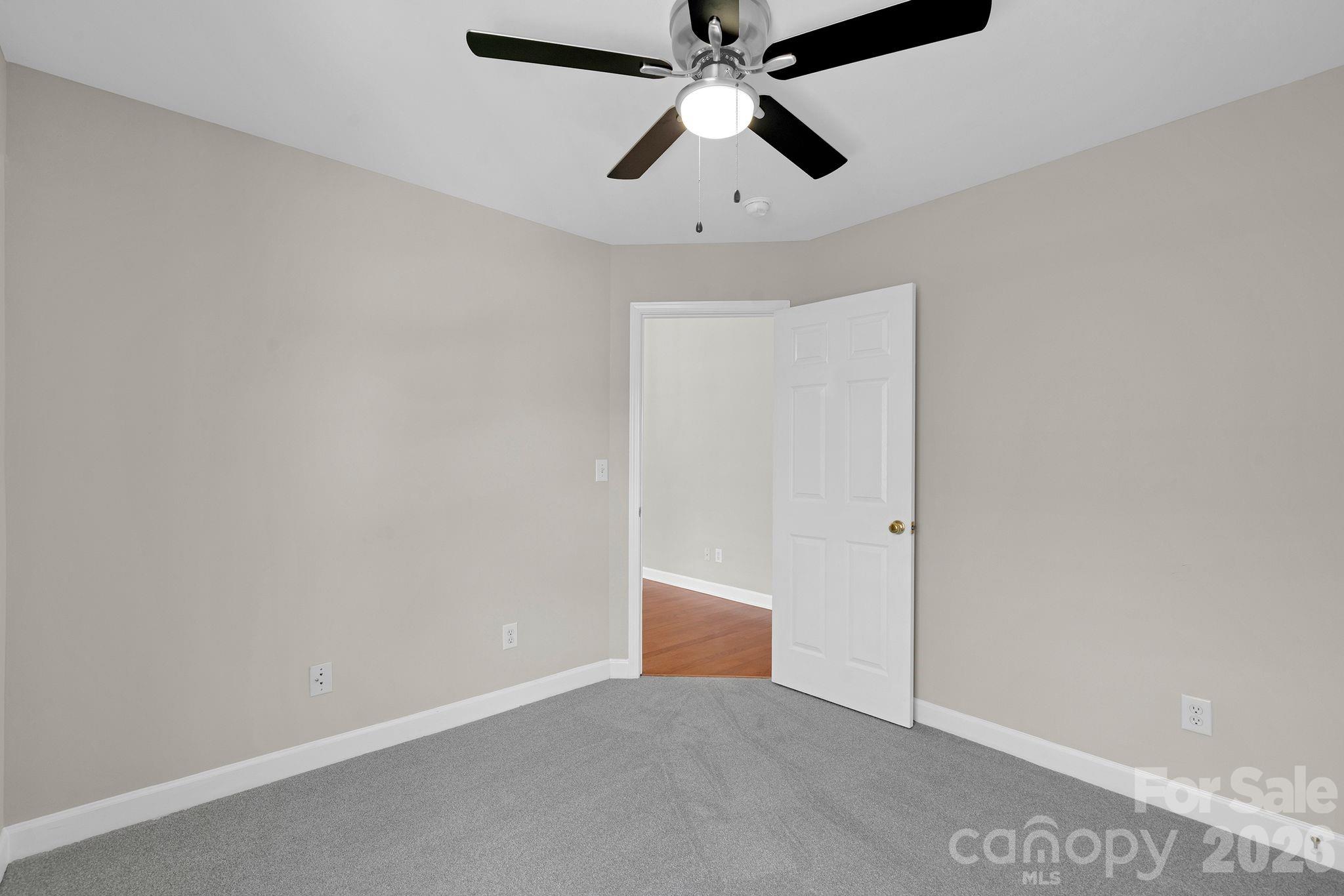 17005 Carlton Way Road