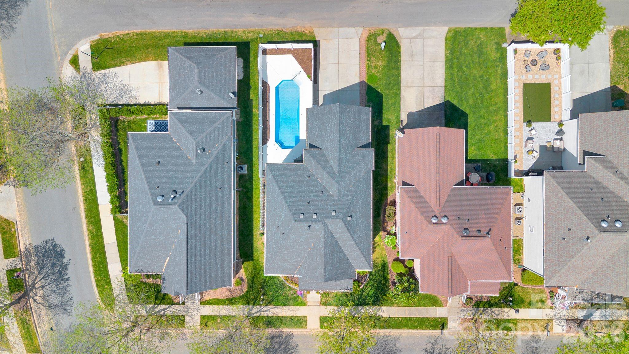 17005 Carlton Way Road