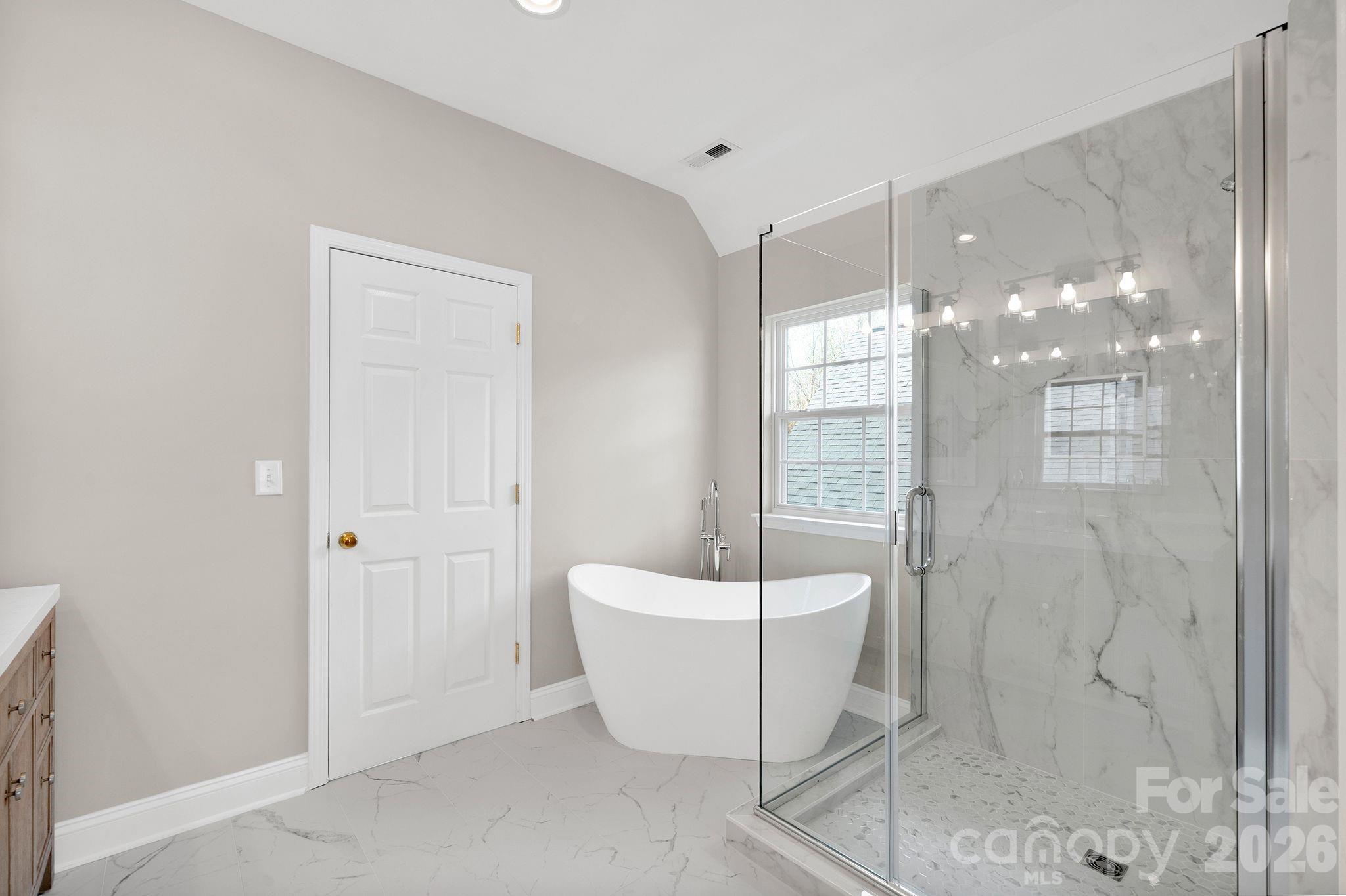 17005 Carlton Way Road