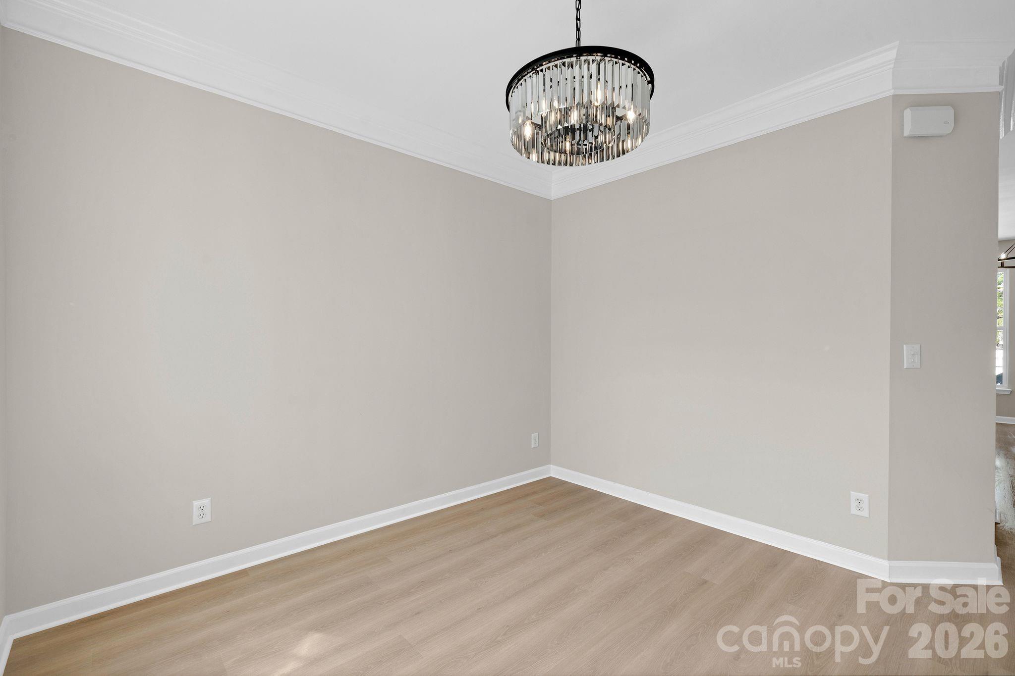 17005 Carlton Way Road