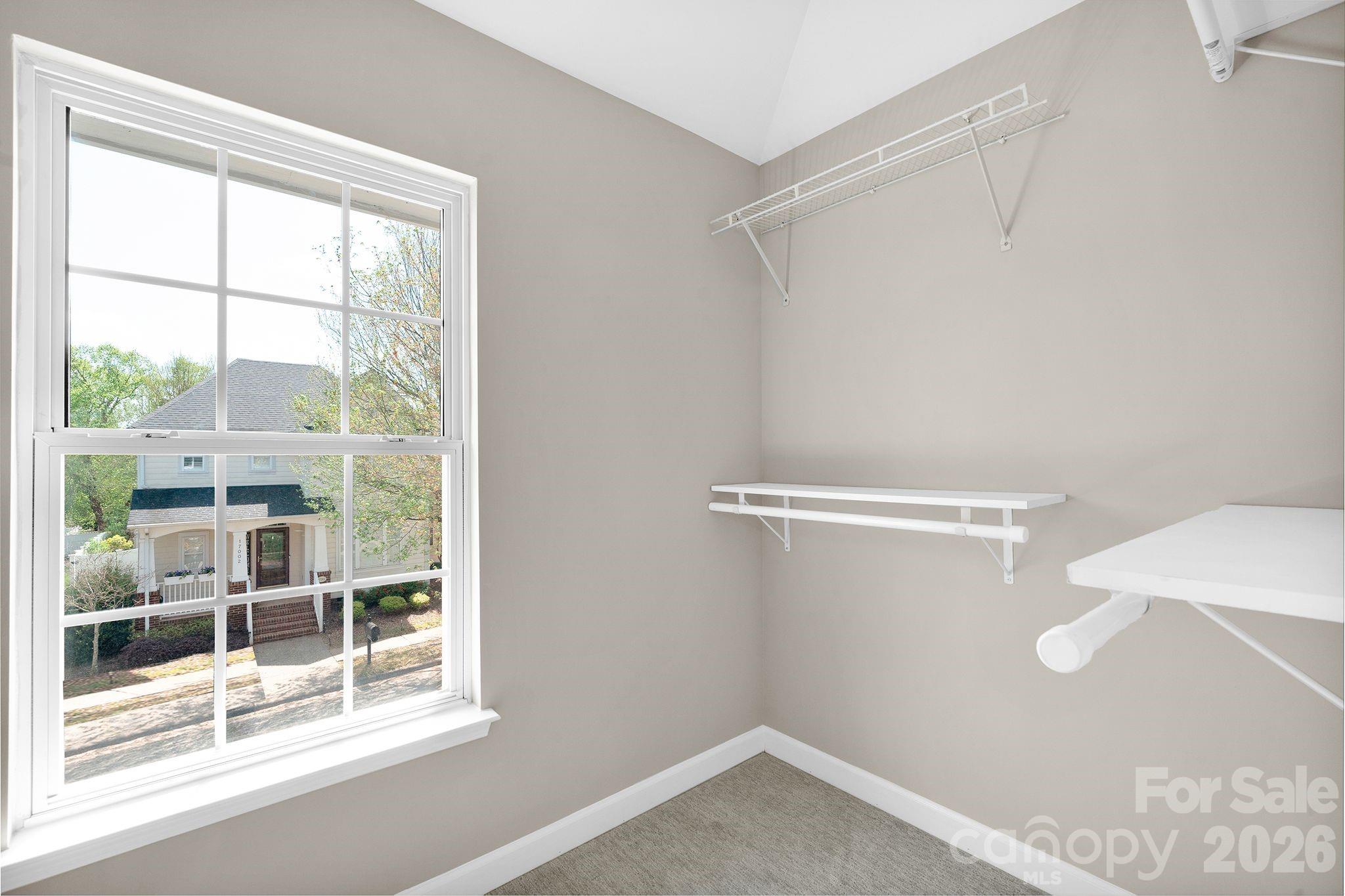 17005 Carlton Way Road