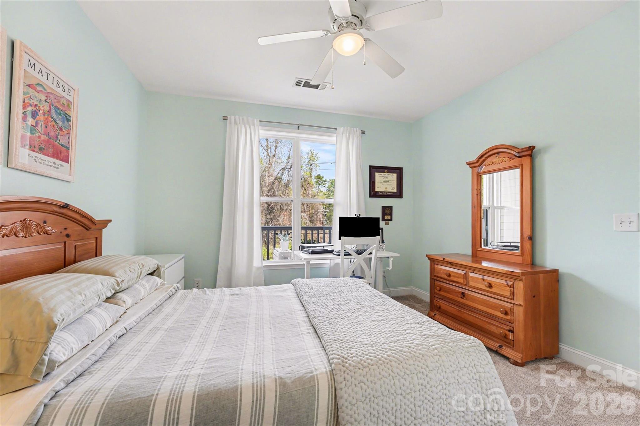 1000 E Woodlawn Road Unit: 111