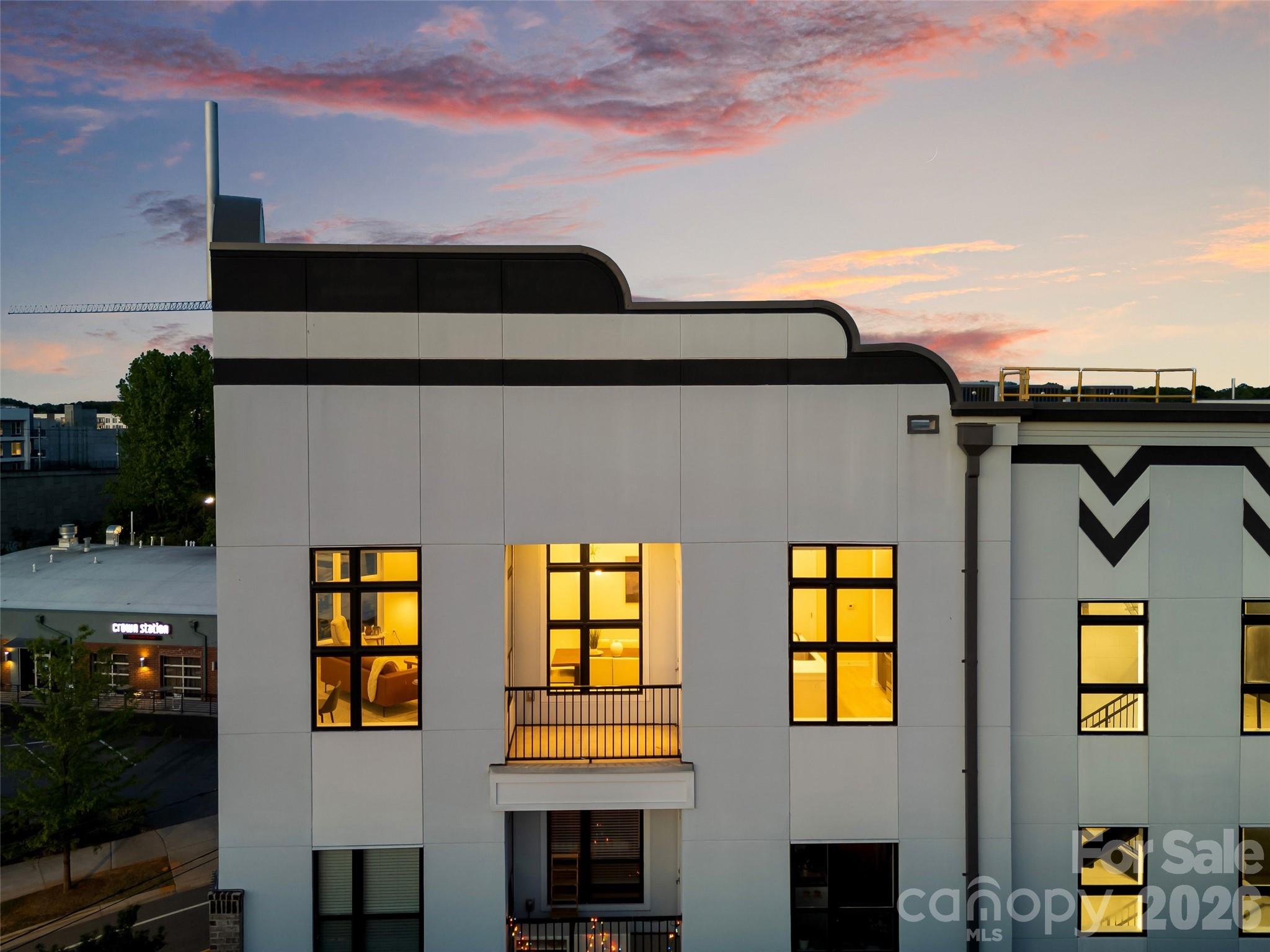 3630 N Davidson Street Unit: 4407