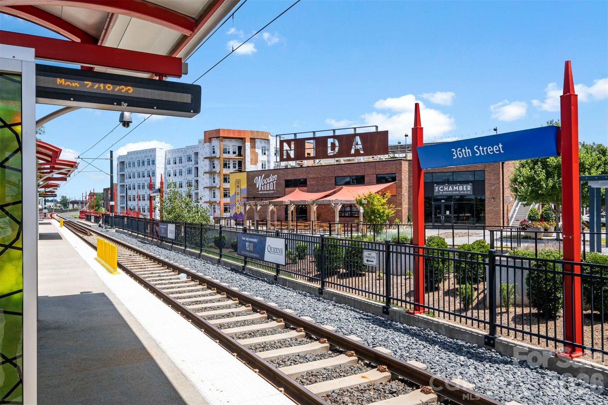 3630 N Davidson Street Unit: 4407