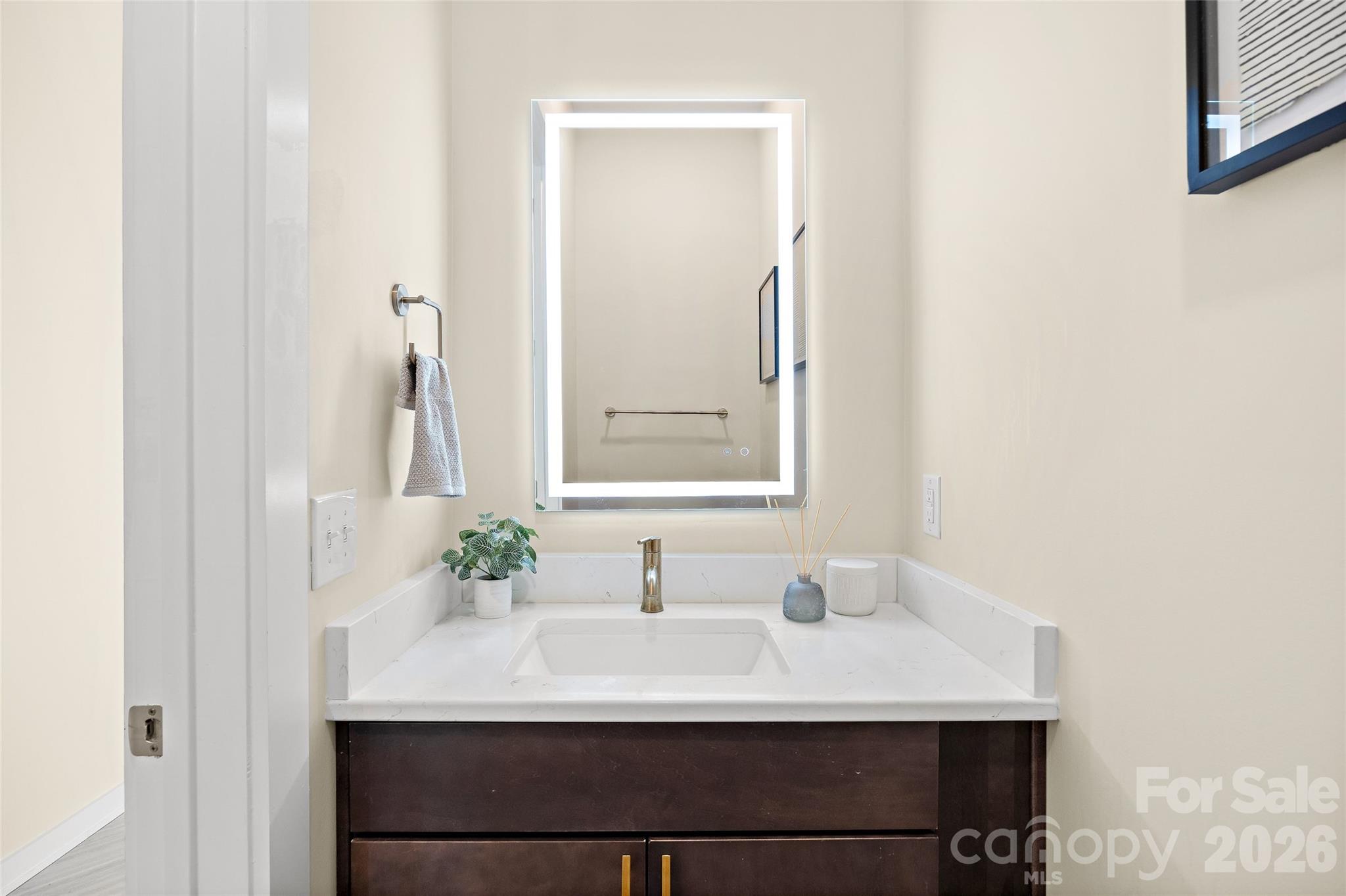 3630 N Davidson Street Unit: 4407