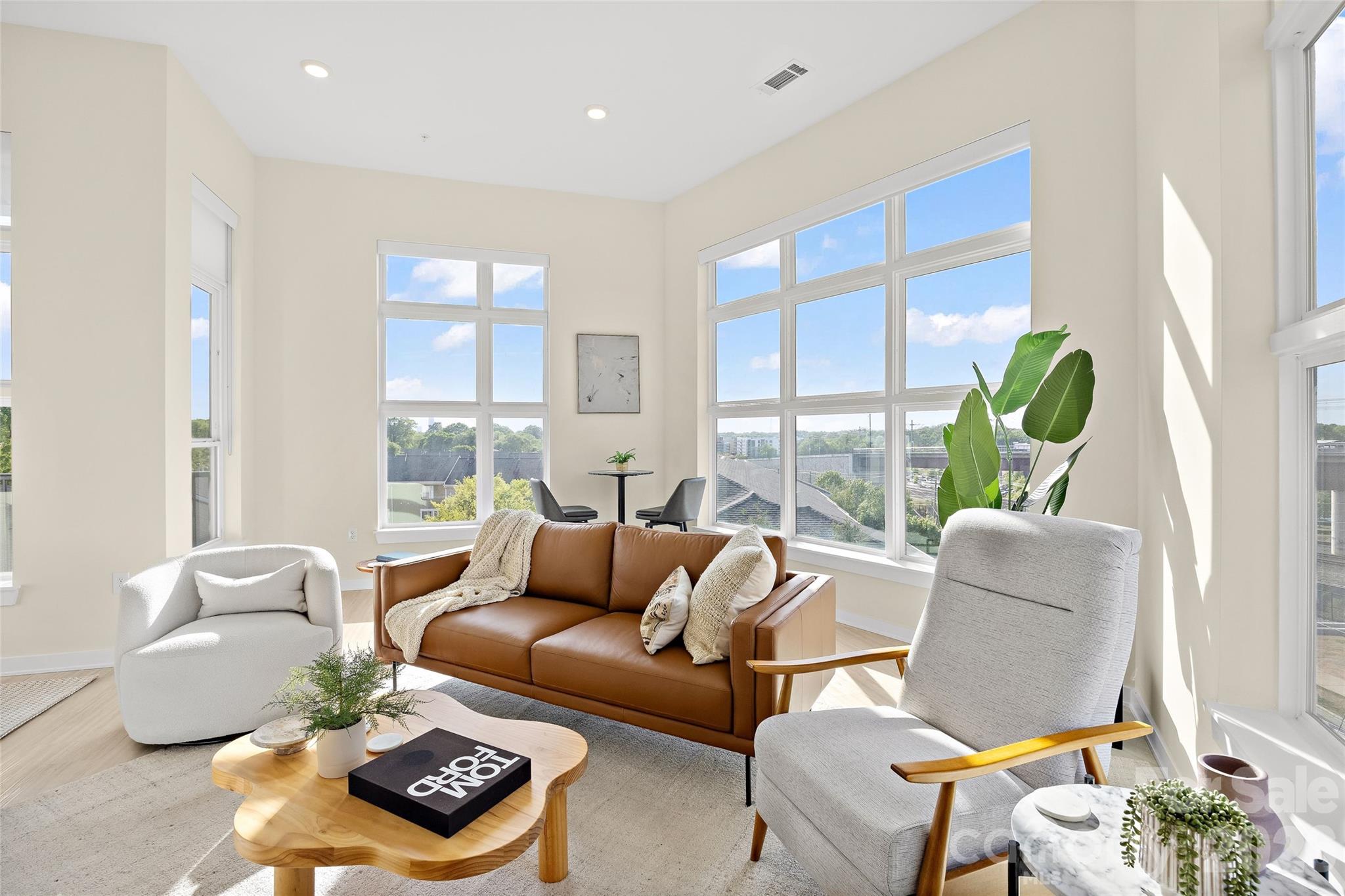 3630 N Davidson Street Unit: 4407